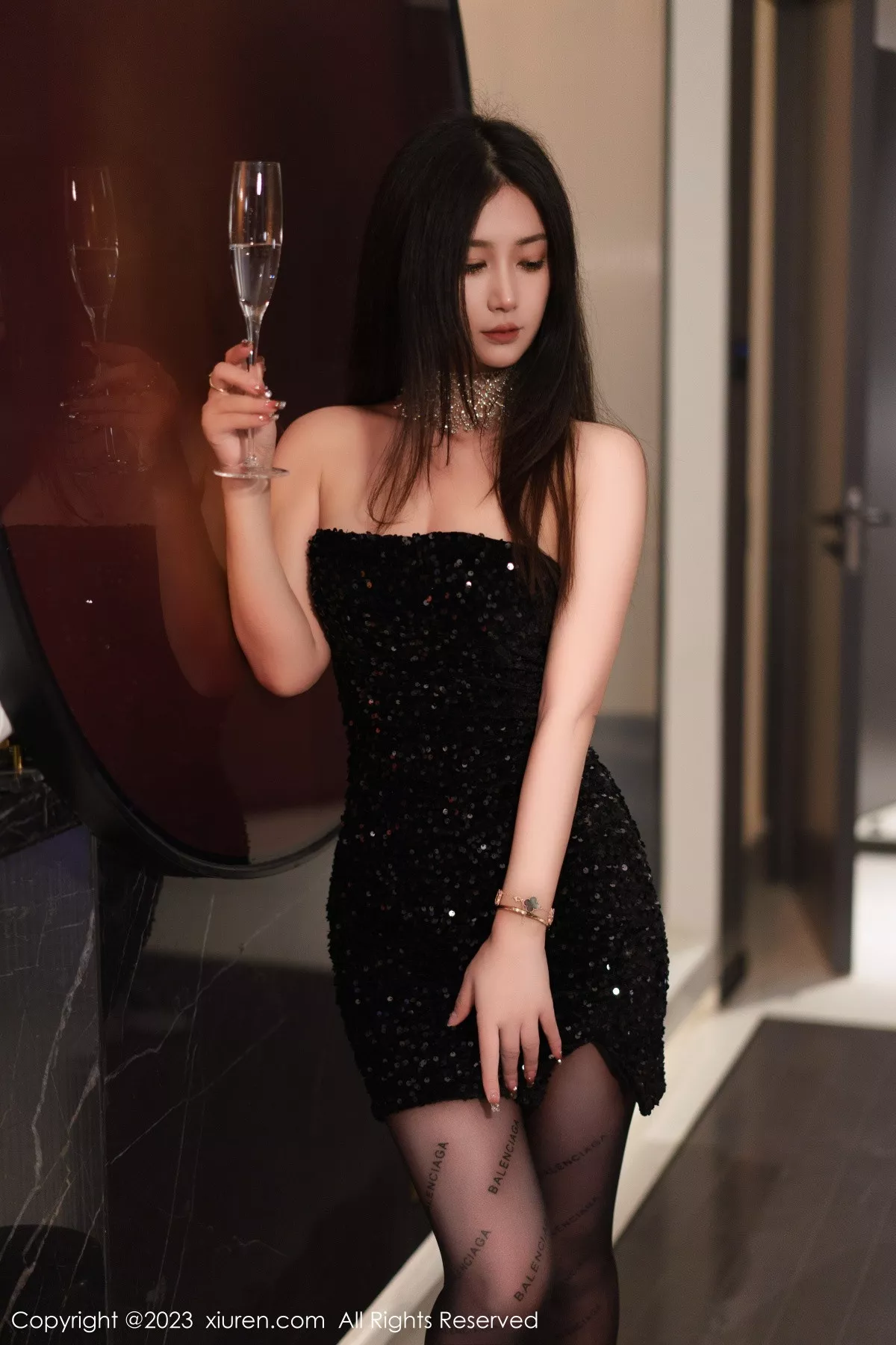 图片[3]-[XiuRen秀人网]第6244期阿姣写真-秀人集