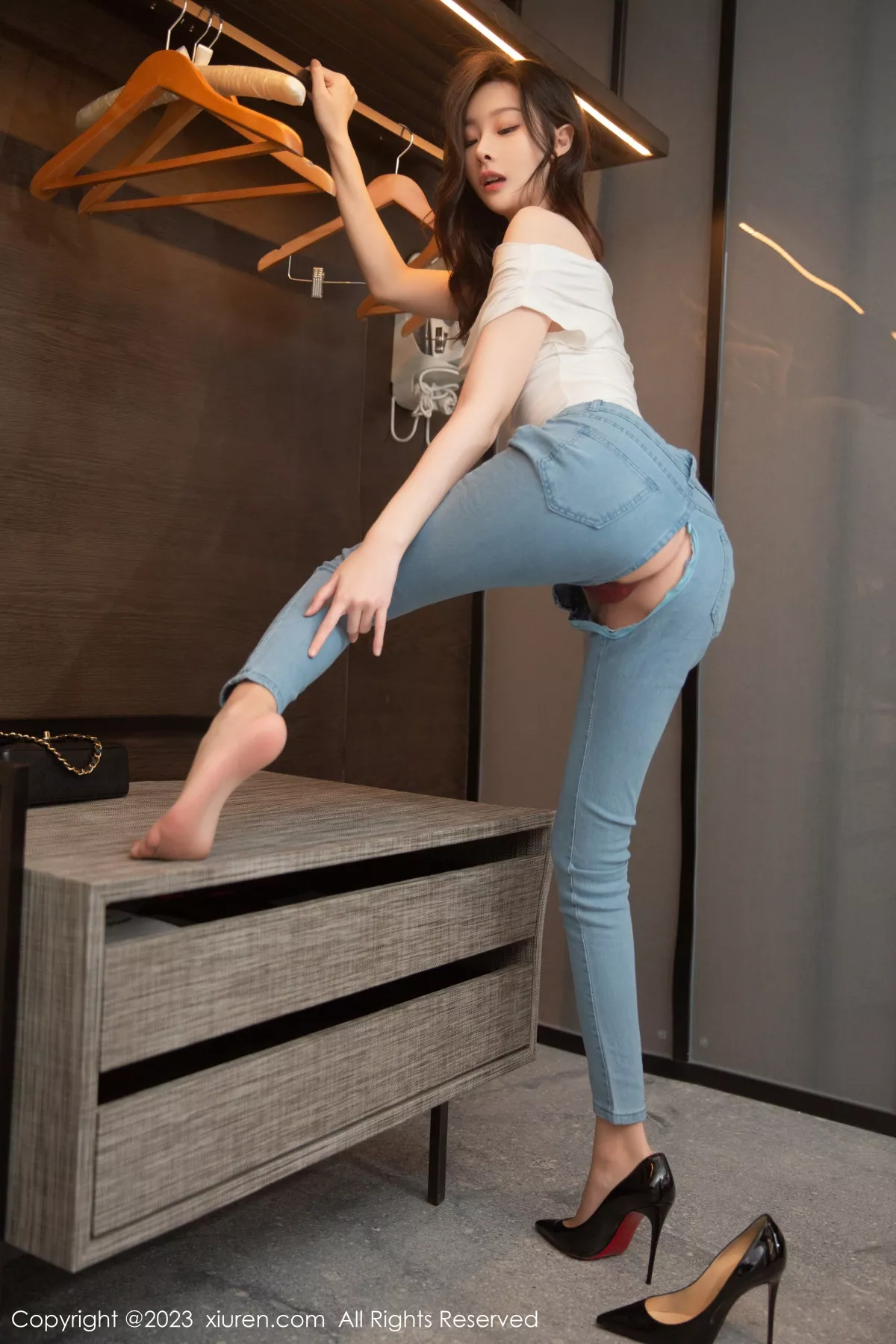 图片[11]-[XiuRen秀人网]第6250期是小逗逗写真-秀人集