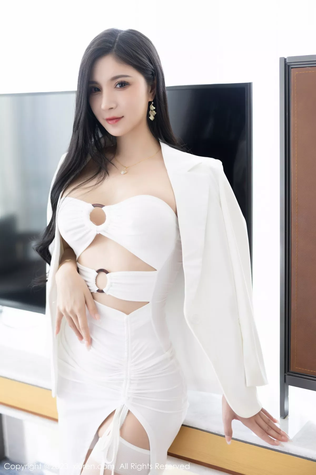 图片[2]-[XiuRen秀人网]第6177期小蛮妖写真-秀人集