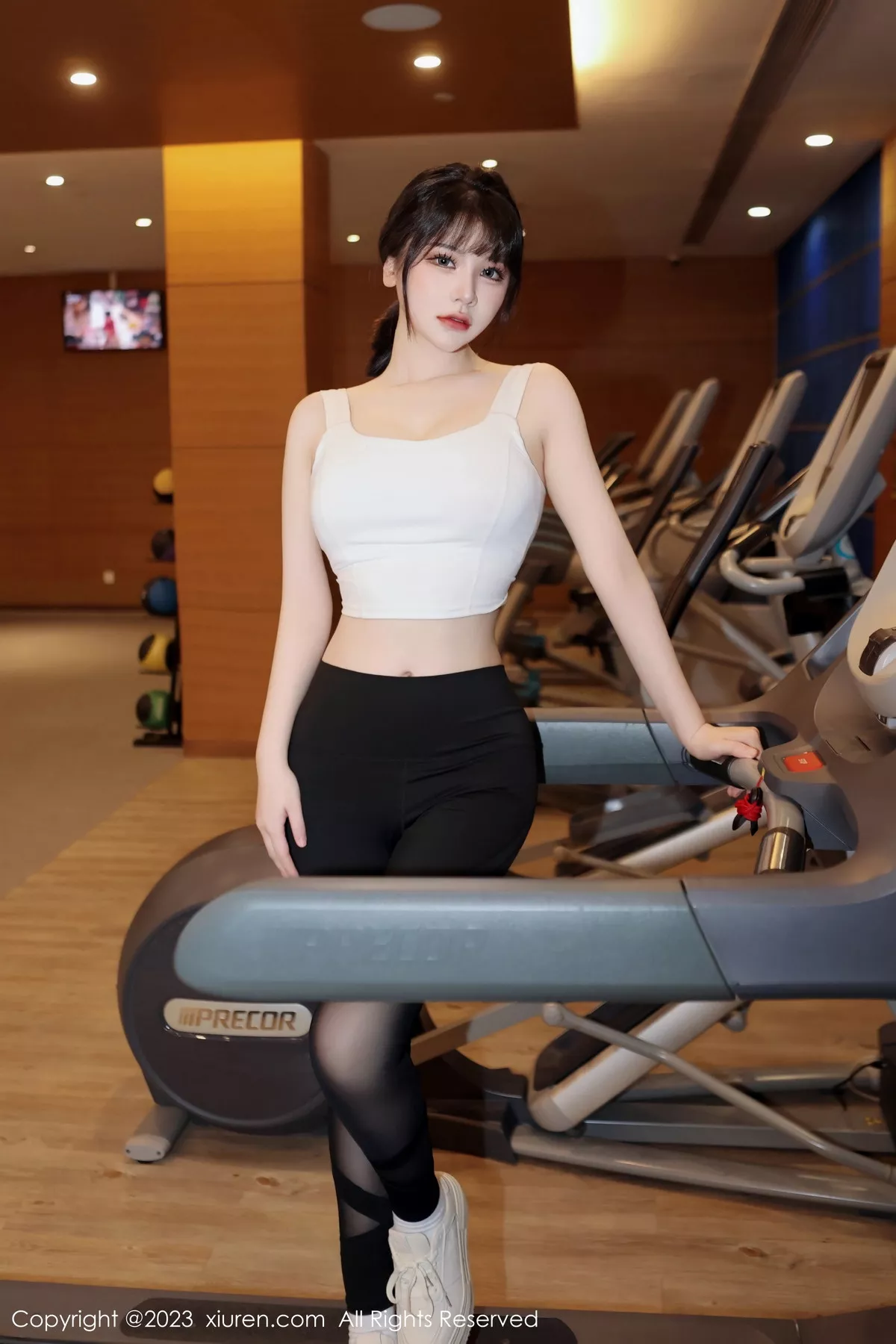 图片[5]-[XiuRen秀人网]第6289期桃桃子写真-秀人集