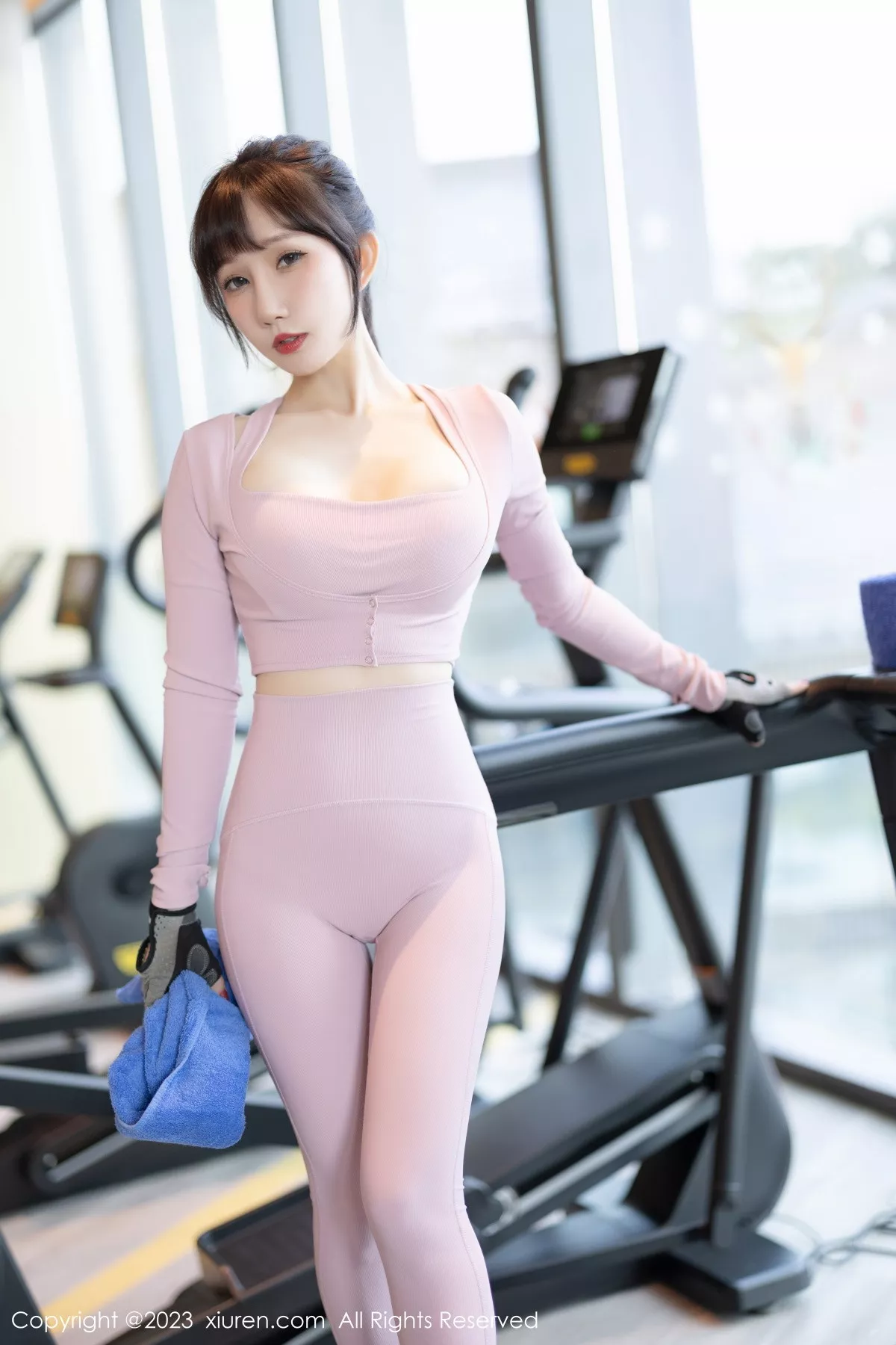 图片[8]-[XiuRen秀人网]第6291期波巧酱写真-秀人集