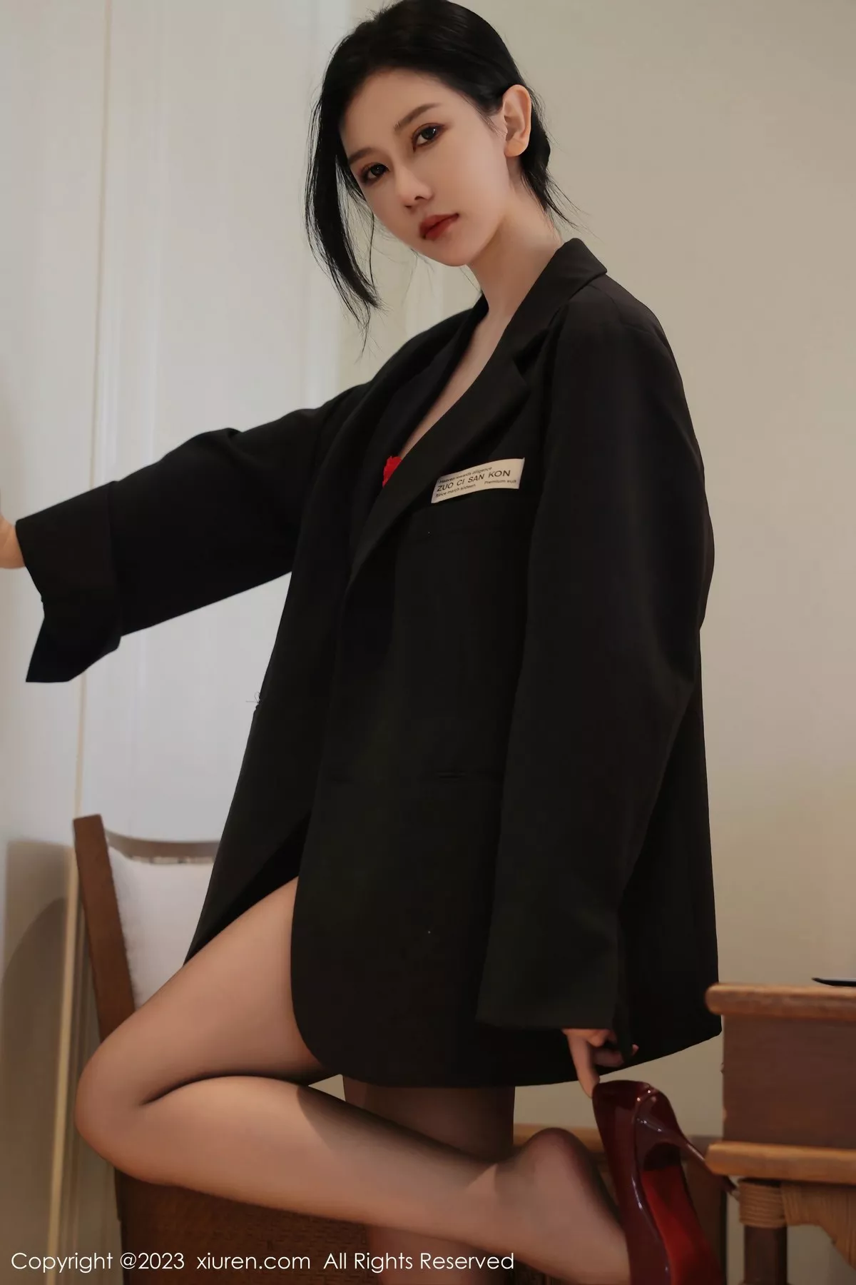 图片[7]-[XiuRen秀人网]第6475期尹甜甜写真-秀人集