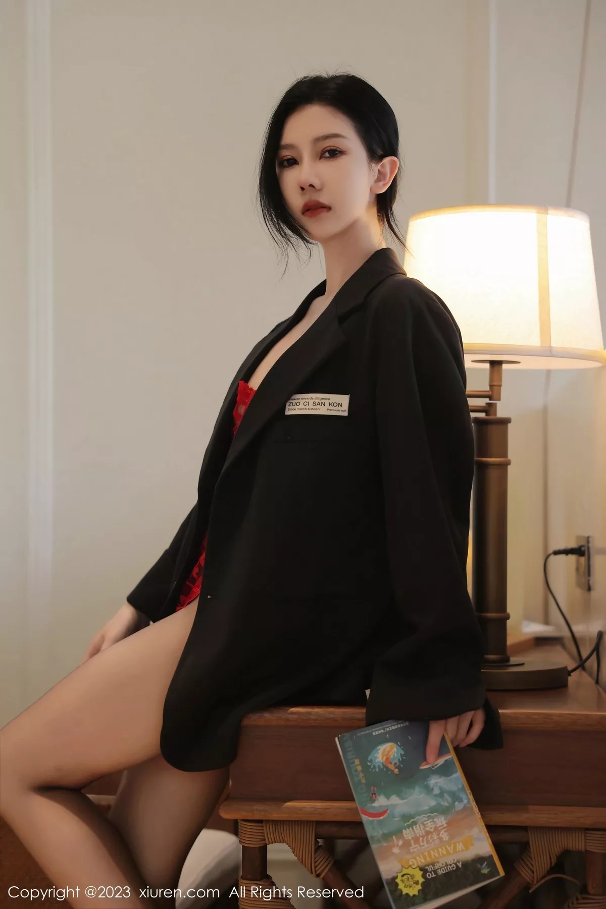 图片[3]-[XiuRen秀人网]第6475期尹甜甜写真-秀人集