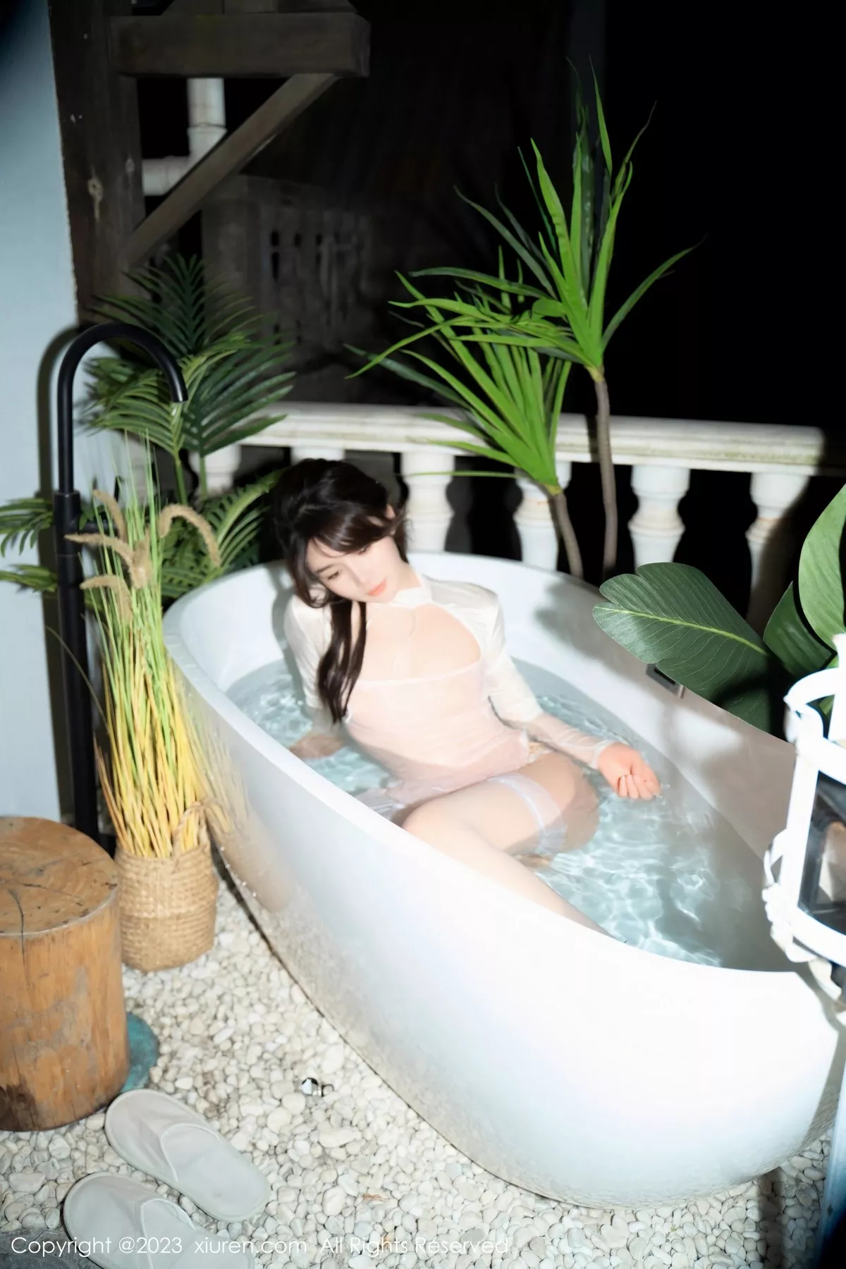 图片[44]-[XiuRen秀人网]第6489期婠婠么写真-秀人集