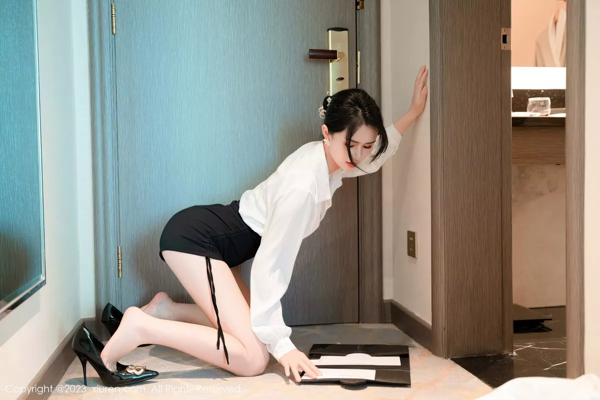 图片[22]-[XiuRen秀人网]第6520期艾希儿写真-秀人集