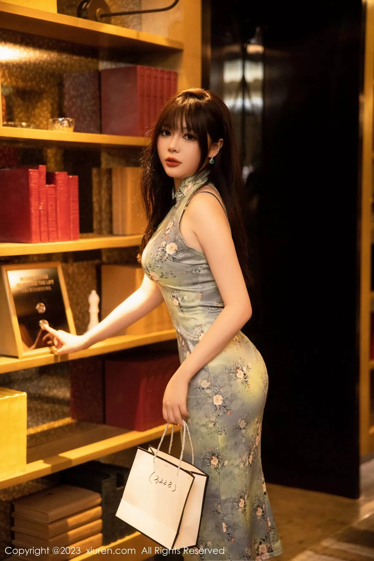 图片[4]-[XiuRen秀人网]第6464期薇薇写真-秀人集