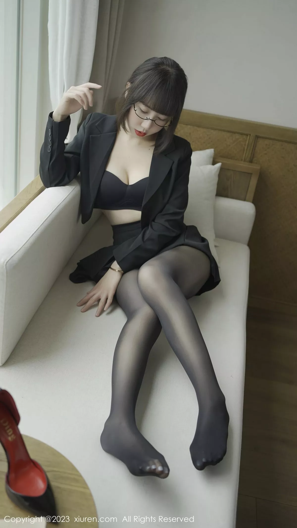 图片[33]-[XiuRen秀人网]第6629期夏馨瑶写真-秀人集