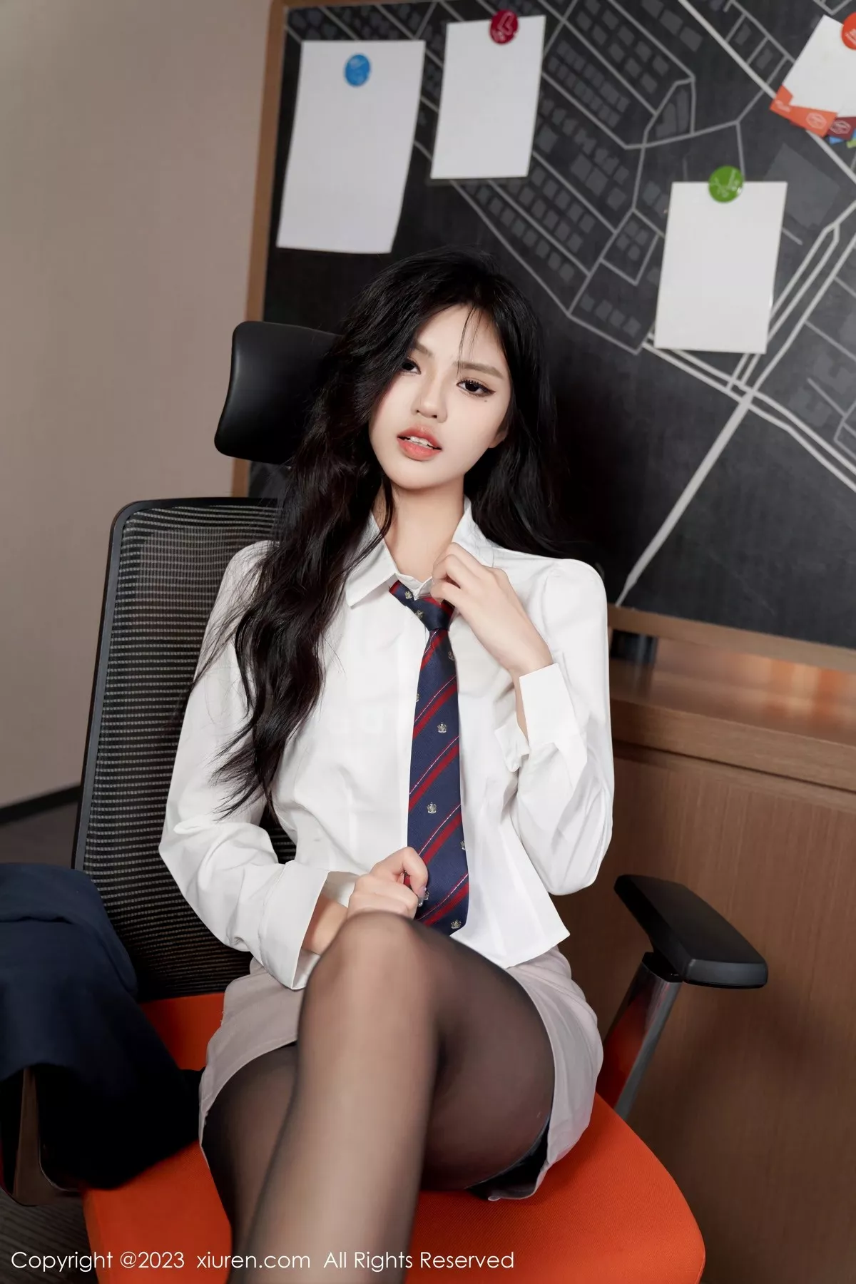 图片[28]-[XiuRen秀人网]第6671期浅浅写真-秀人集