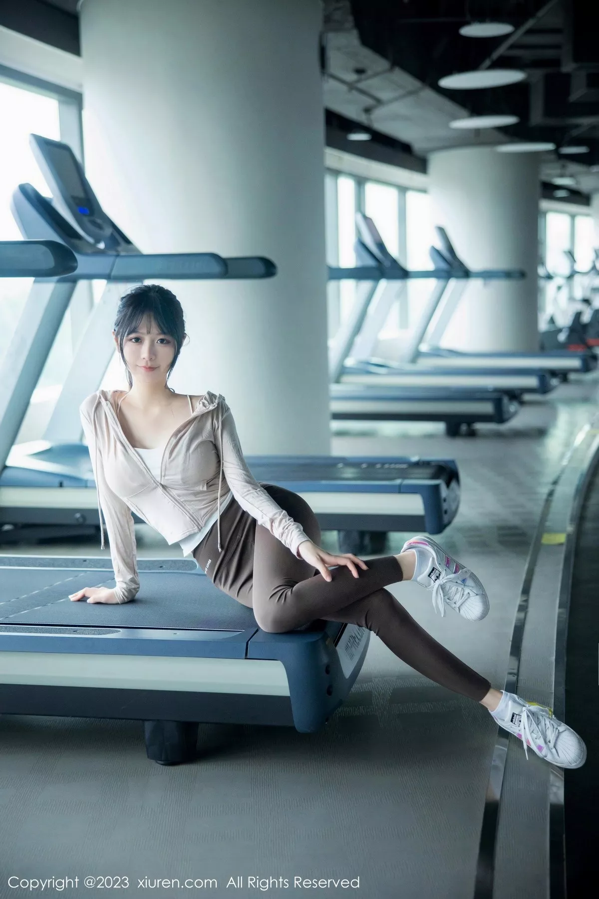 图片[19]-[XiuRen秀人网]第6683期幼幼写真-秀人集