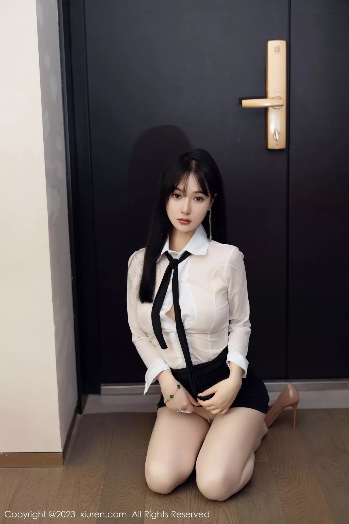 [XiuRen秀人网]第6710期柚琪写真-秀人集