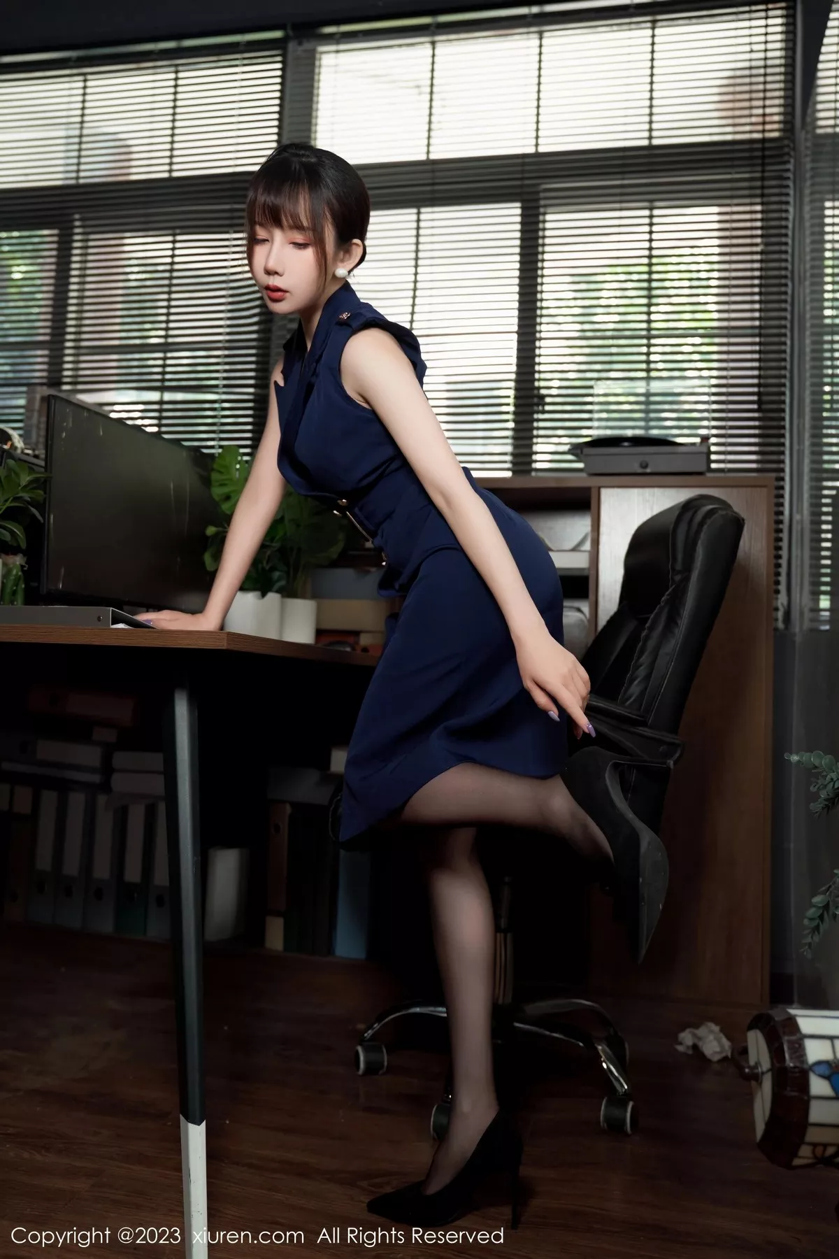 图片[14]-[XiuRen秀人网]第6737期波巧酱写真-秀人集