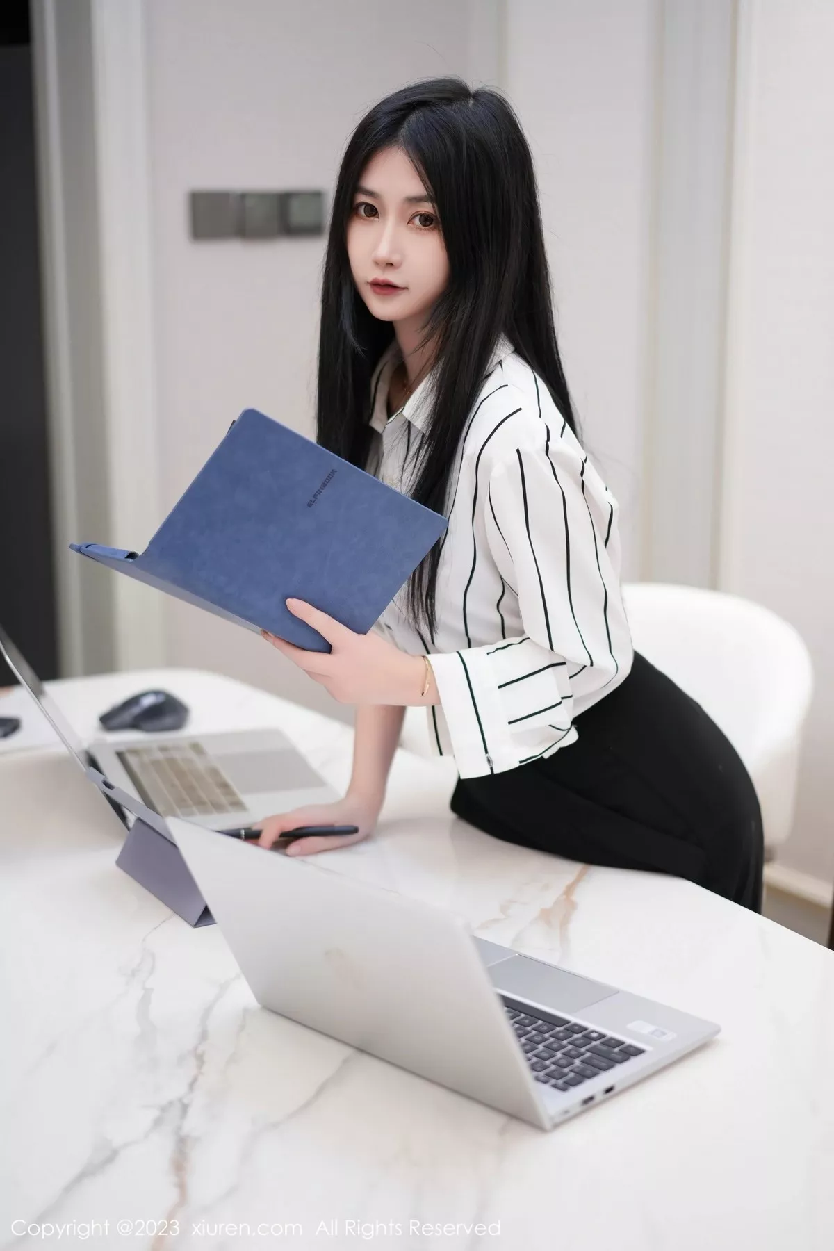 图片[2]-[XiuRen秀人网]第6845期阿姣写真-秀人集