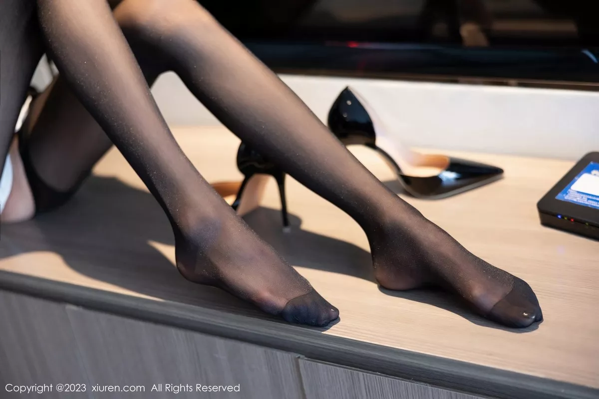 图片[18]-[XiuRen秀人网]第6847期程程程写真-秀人集