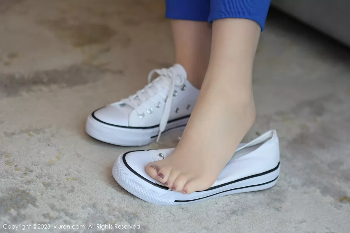 图片[18]-[XiuRen秀人网]第6855期茜茜写真-秀人集