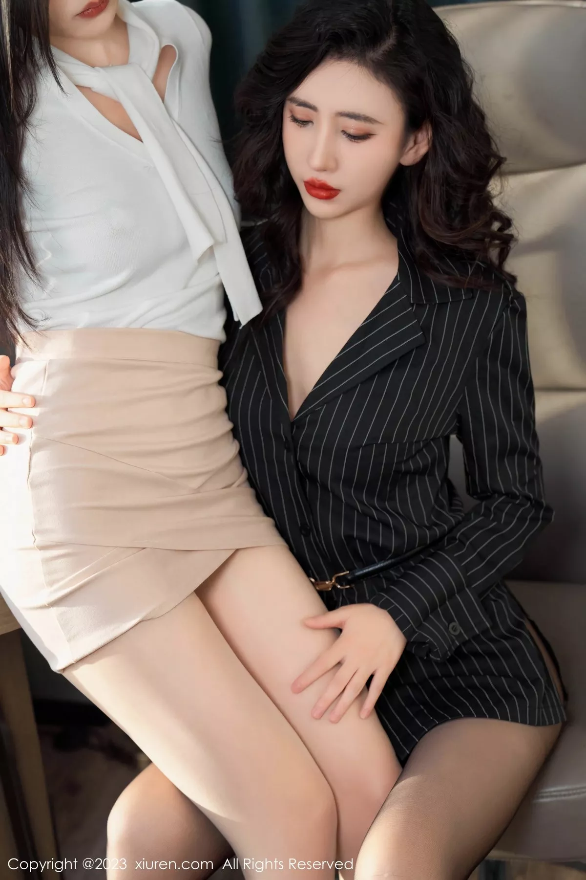 图片[23]-[XiuRen秀人网]第6860期章芃芃写真-秀人集