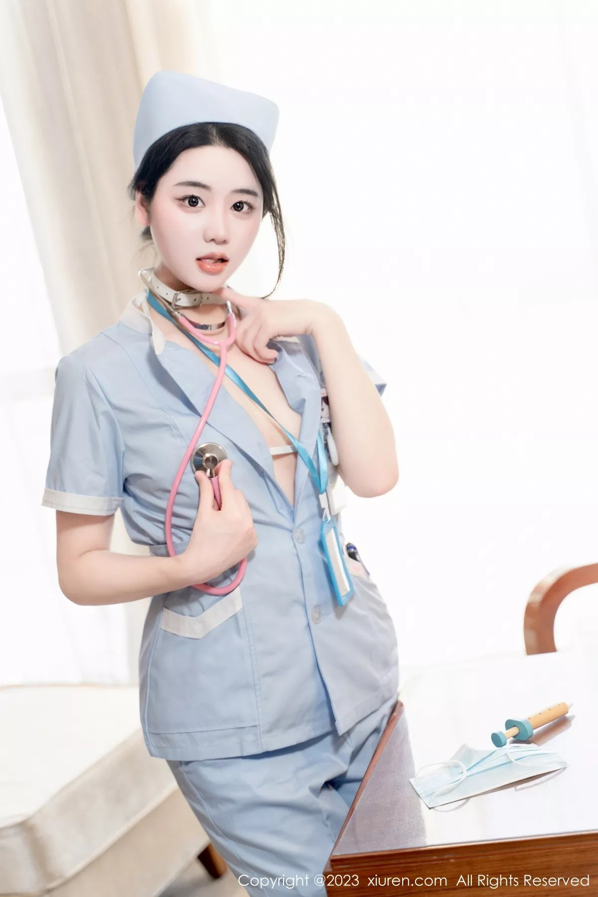 图片[10]-[XiuRen秀人网]第6868期汐汐爱吃草莓写真-秀人集