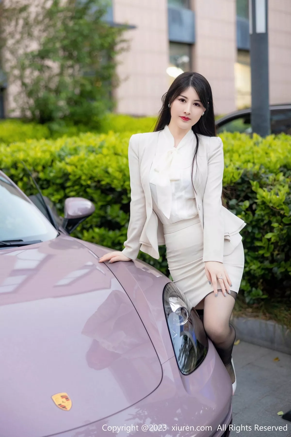 图片[2]-[XiuRen秀人网]第6879期诗诗写真-秀人集