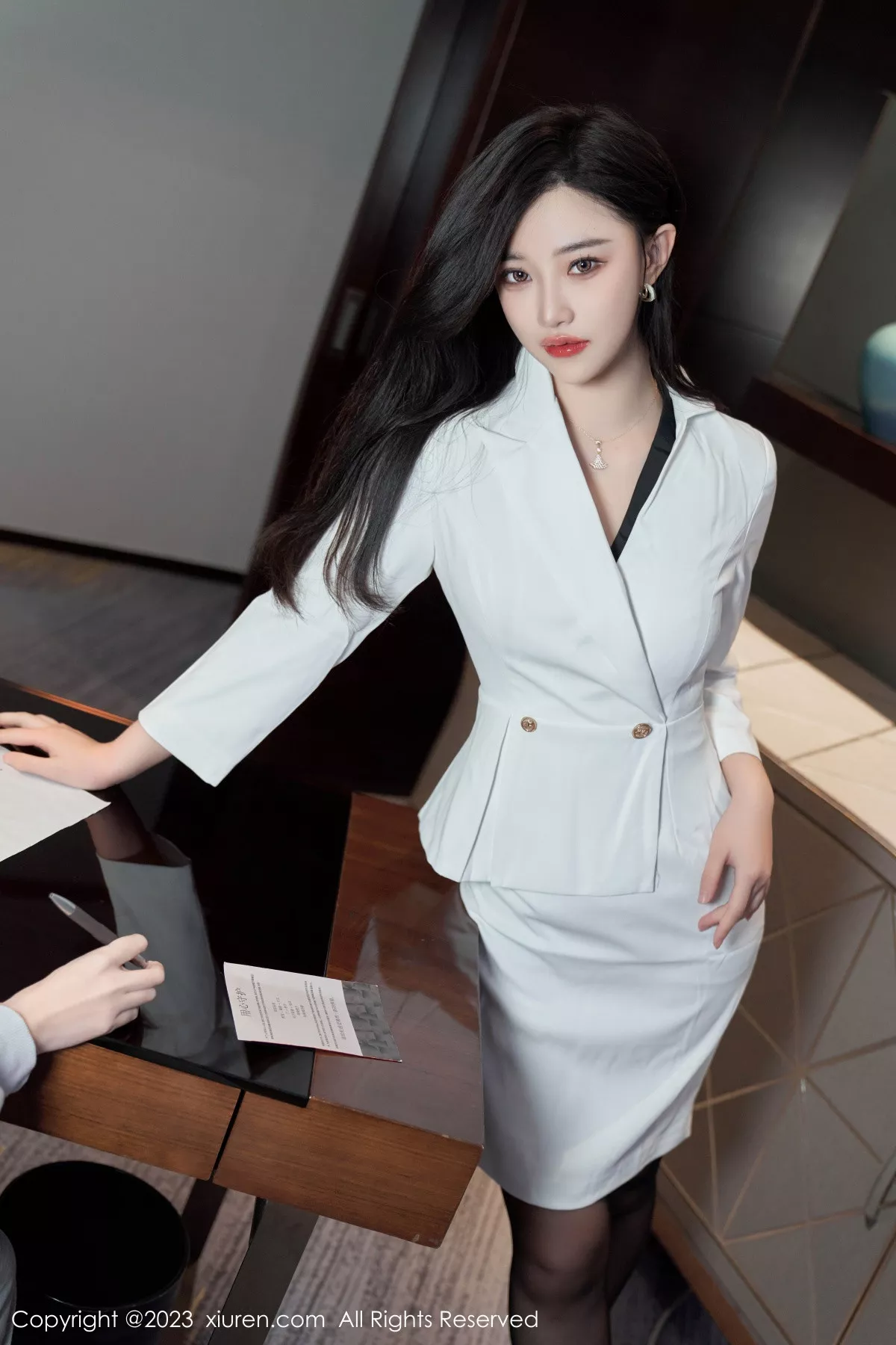 图片[17]-[XiuRen秀人网]第6900期妙可可写真-秀人集