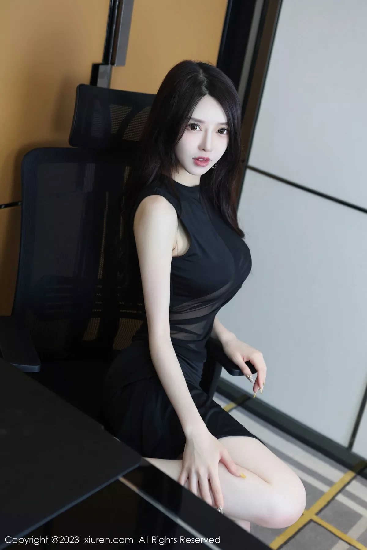 图片[24]-[XiuRen秀人网]第6937期玉兔写真-秀人集