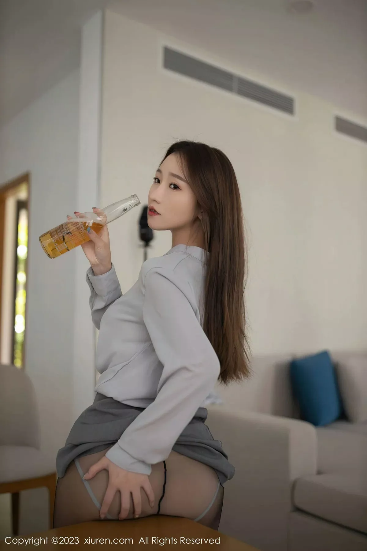 图片[20]-[XiuRen秀人网]第6989期杏子写真-秀人集