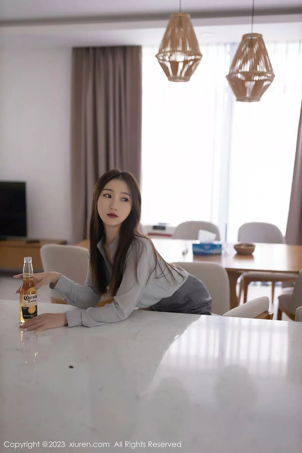 [XiuRen秀人网]第6989期杏子写真-秀人集