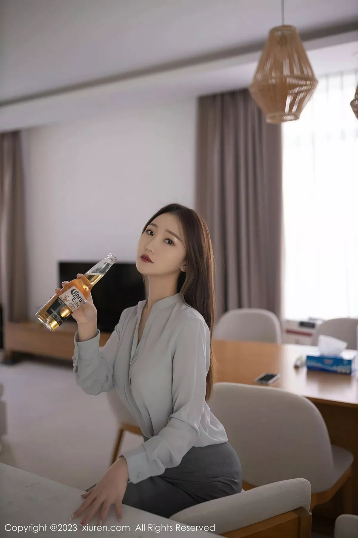 图片[2]-[XiuRen秀人网]第6989期杏子写真-秀人集