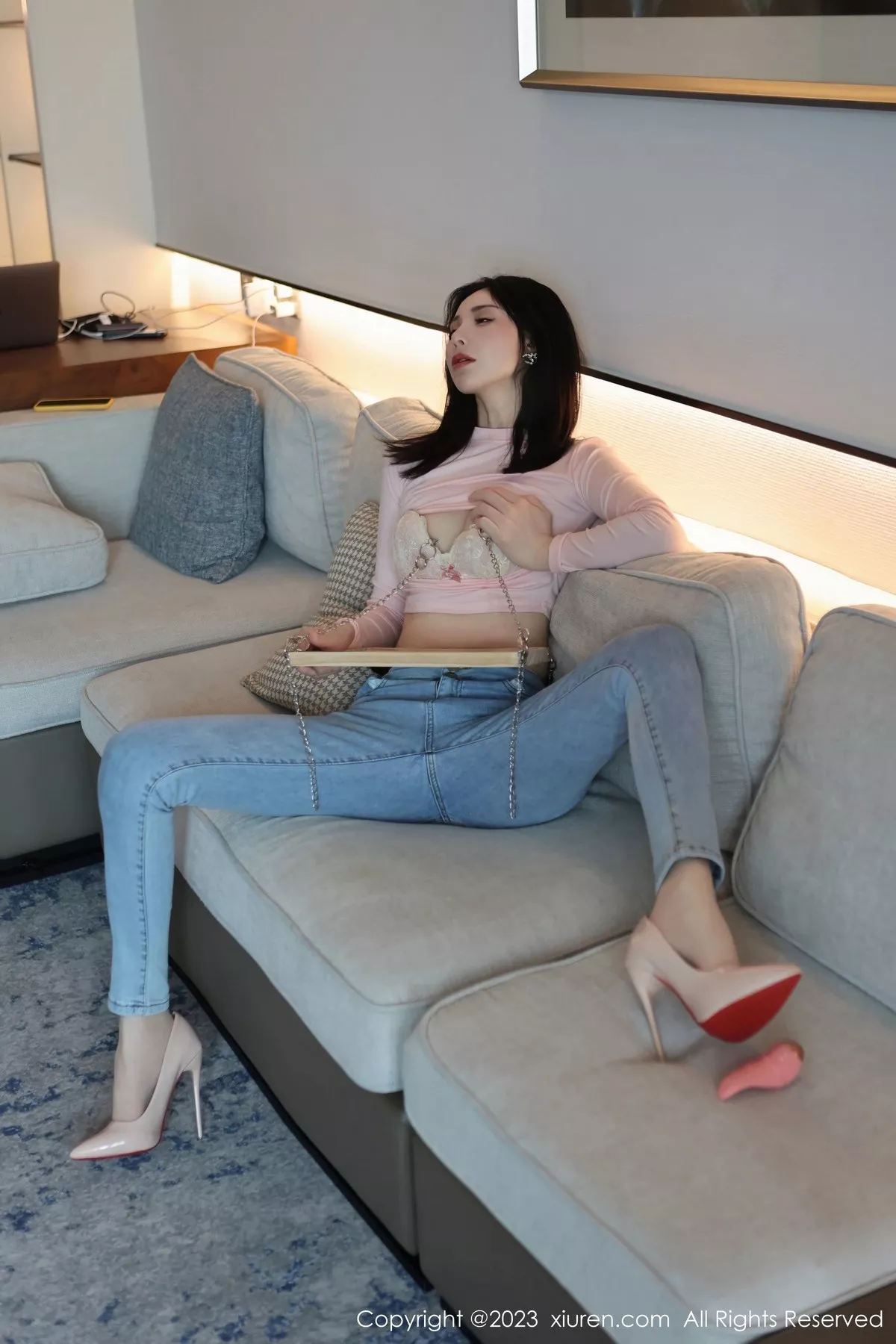 图片[32]-[XiuRen秀人网]第6992期王曼柔写真-秀人集