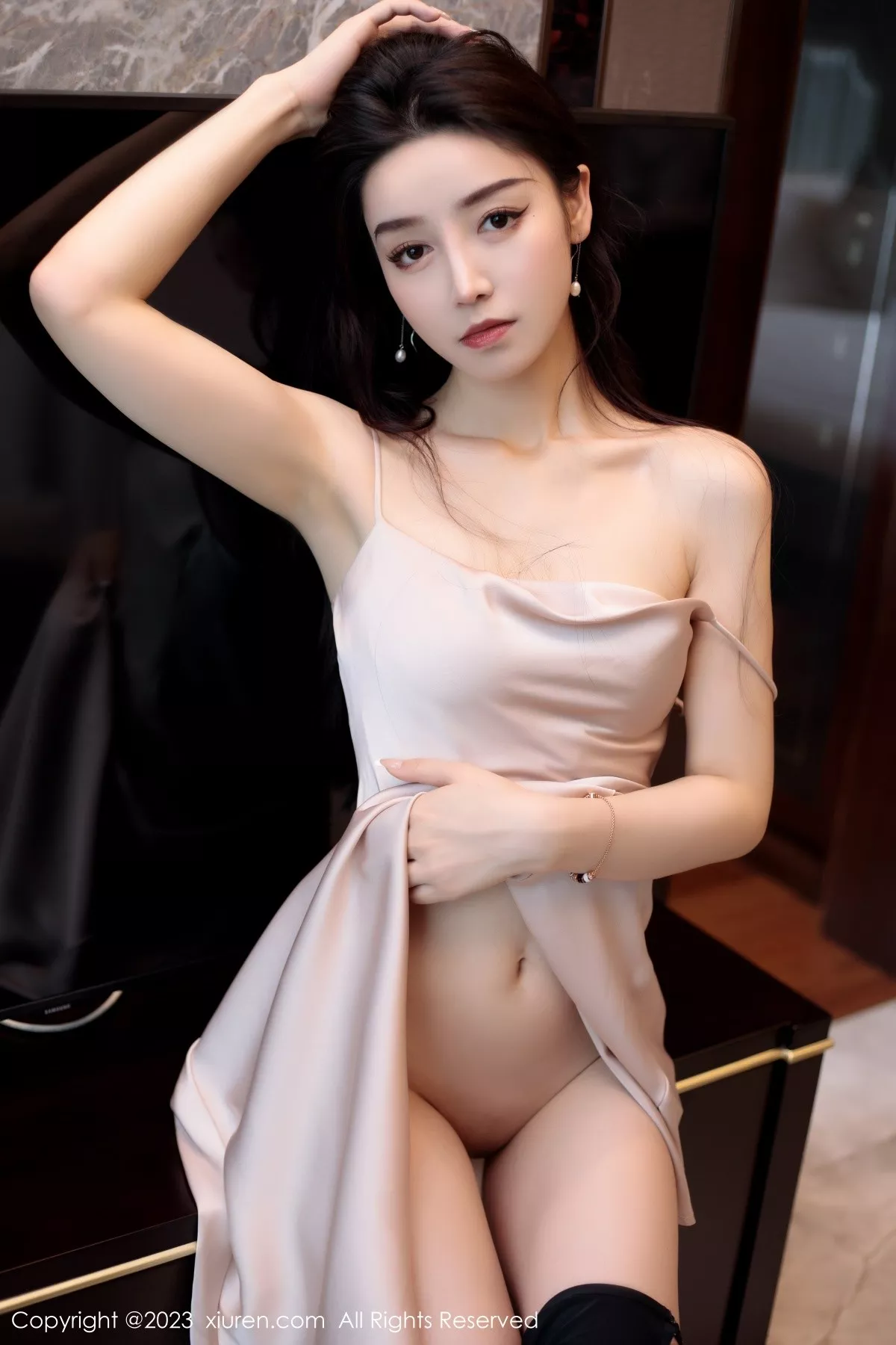 图片[28]-[XiuRen秀人网]第7011期苏曼兮写真-秀人集