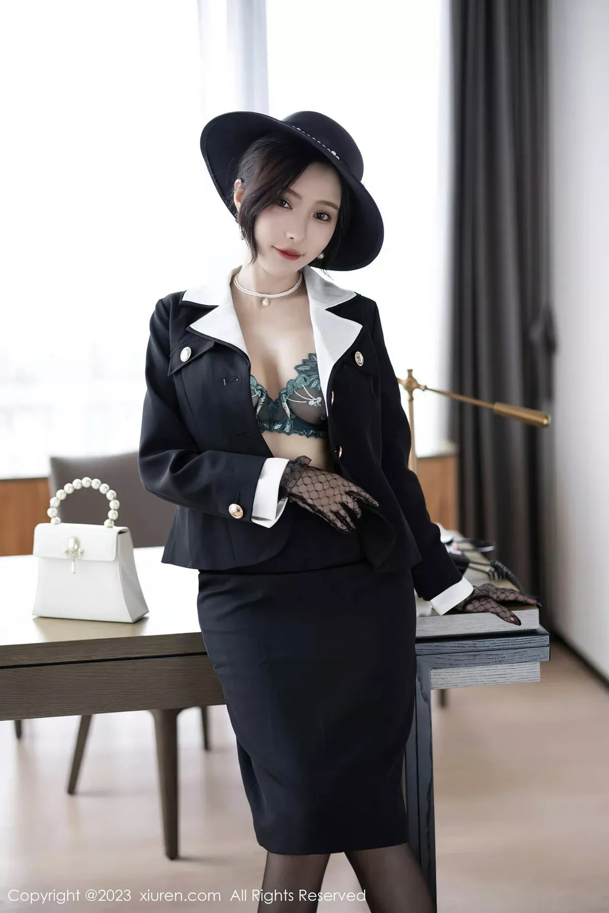 图片[13]-[XiuRen秀人网]第7048期王馨瑶写真-秀人集