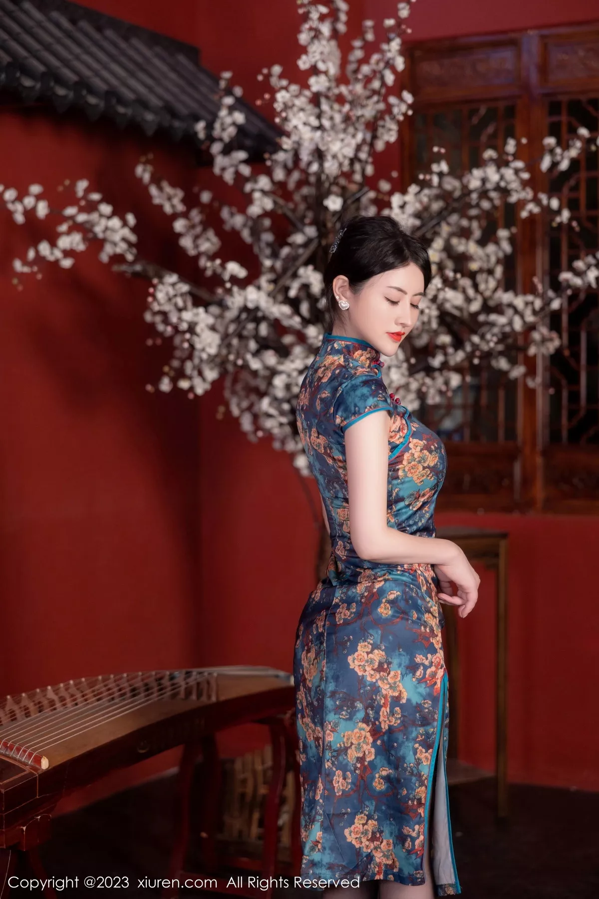 图片[4]-[XiuRen秀人网]第7051期诗诗写真-秀人集