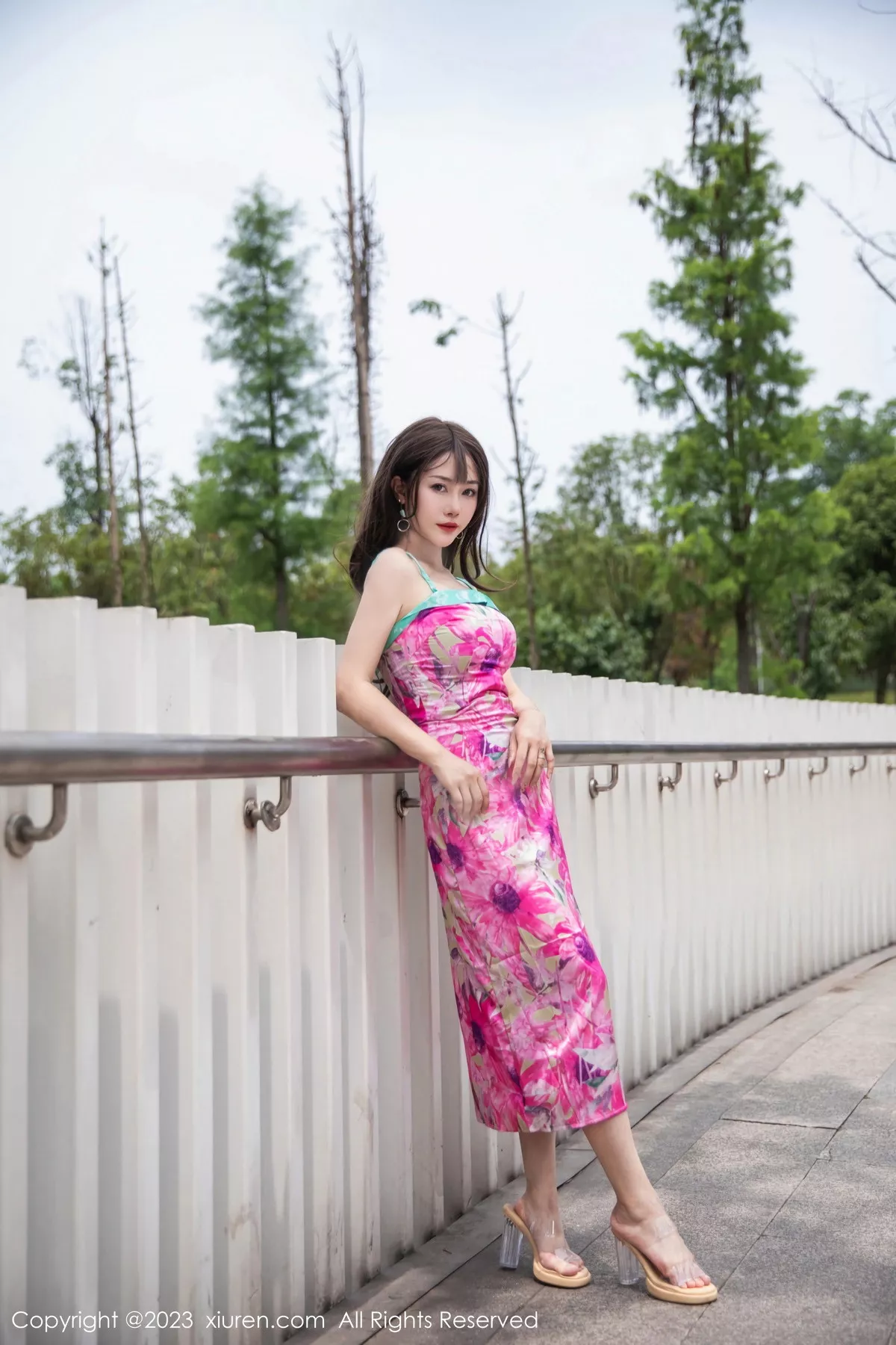 图片[12]-[XiuRen秀人网]第7065期严利娅写真-秀人集