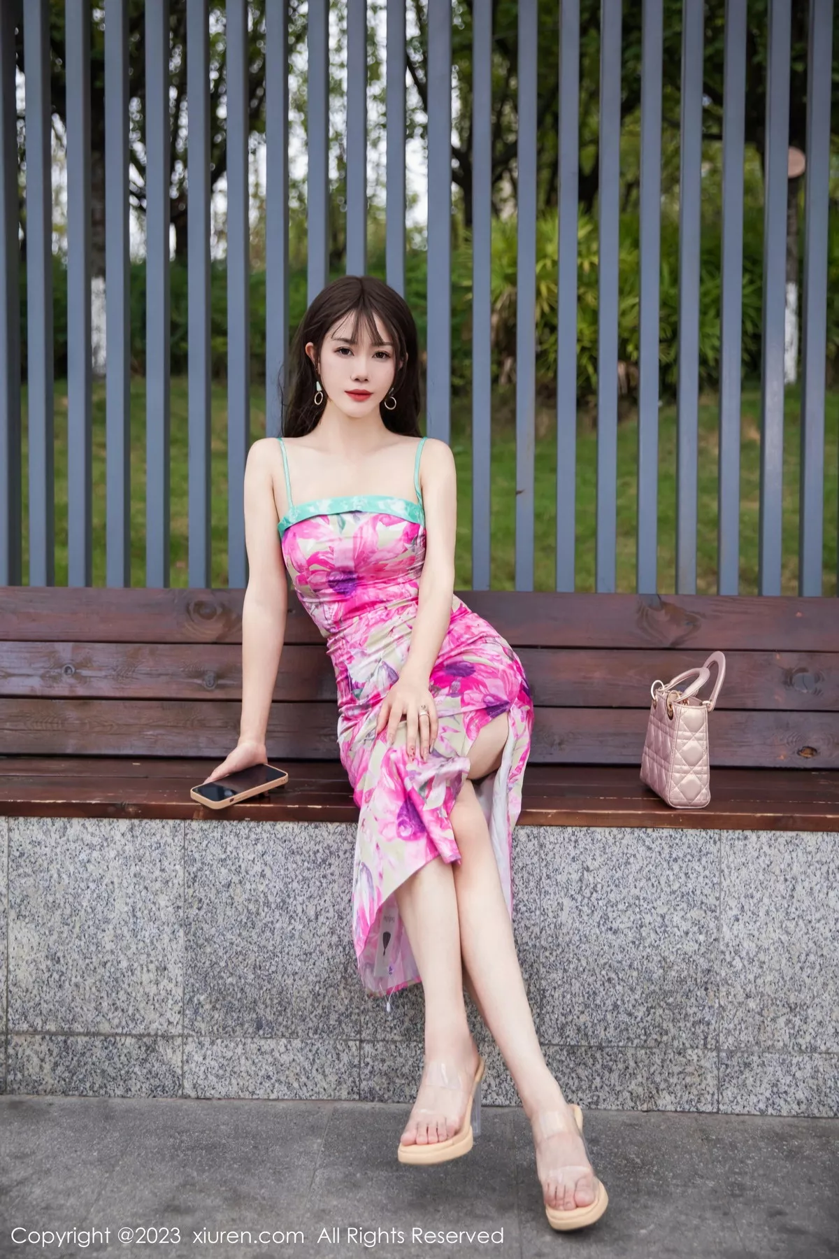 图片[17]-[XiuRen秀人网]第7065期严利娅写真-秀人集