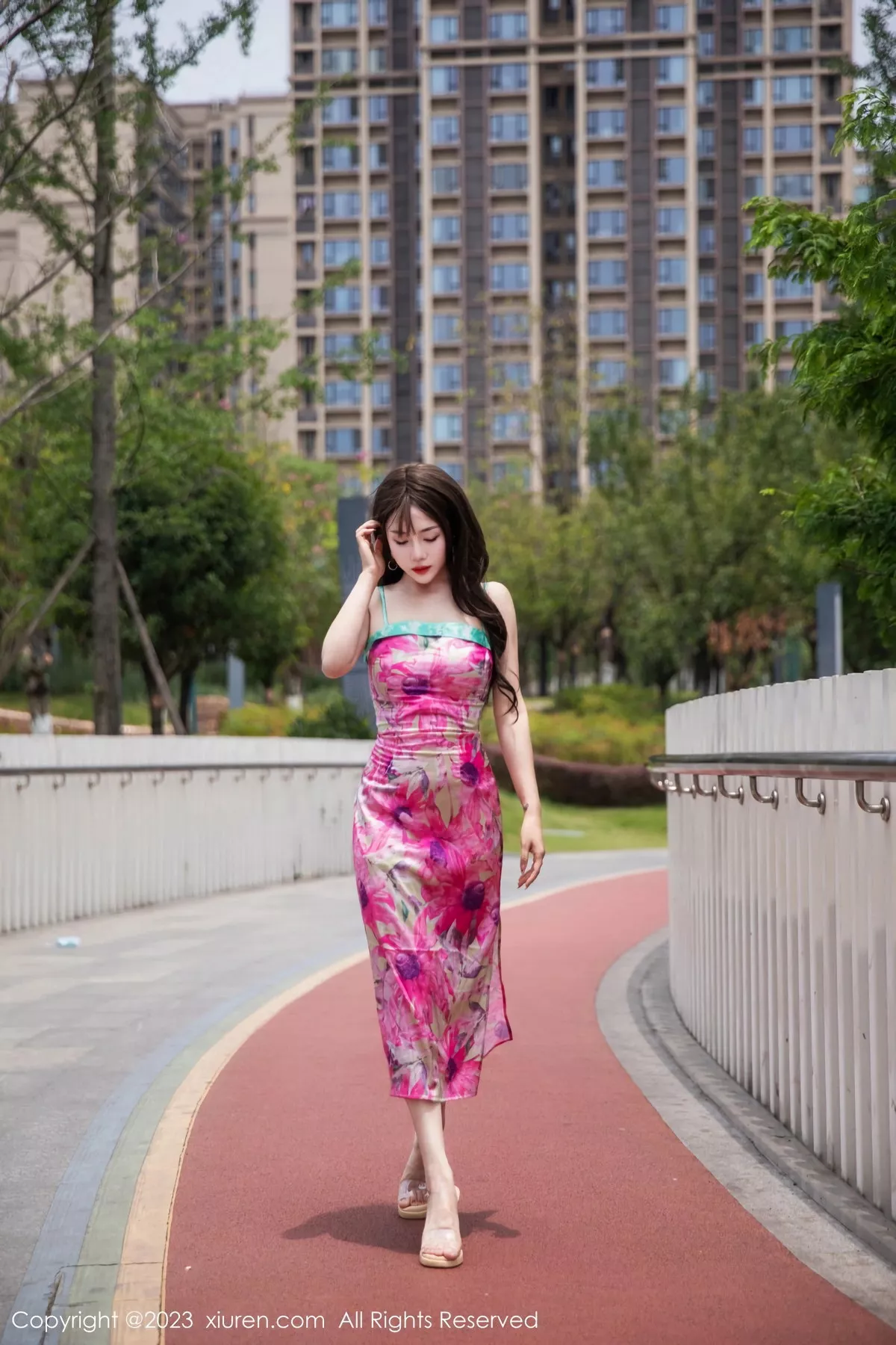 图片[8]-[XiuRen秀人网]第7065期严利娅写真-秀人集