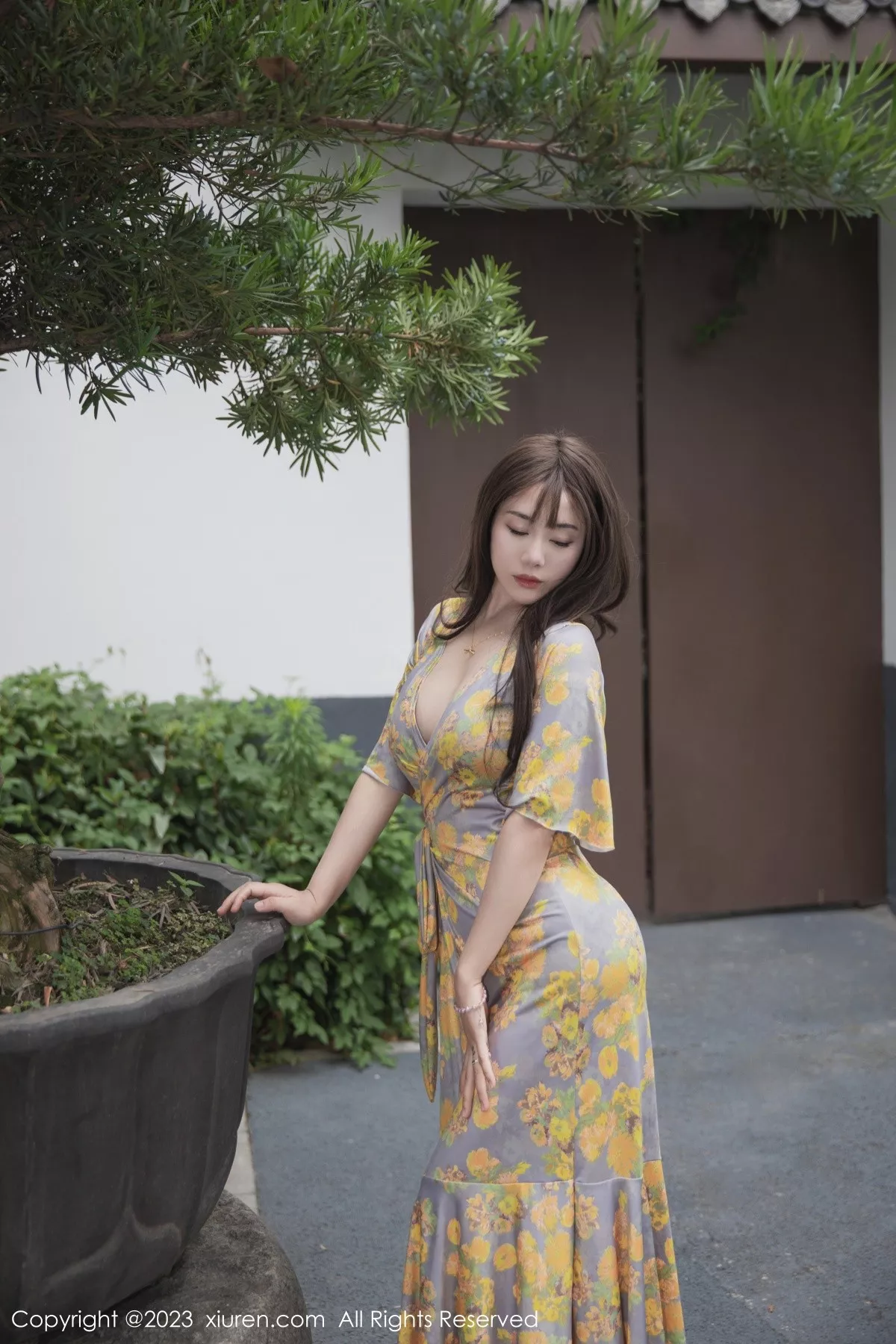 图片[4]-[XiuRen秀人网]第6949期严利娅写真-秀人集