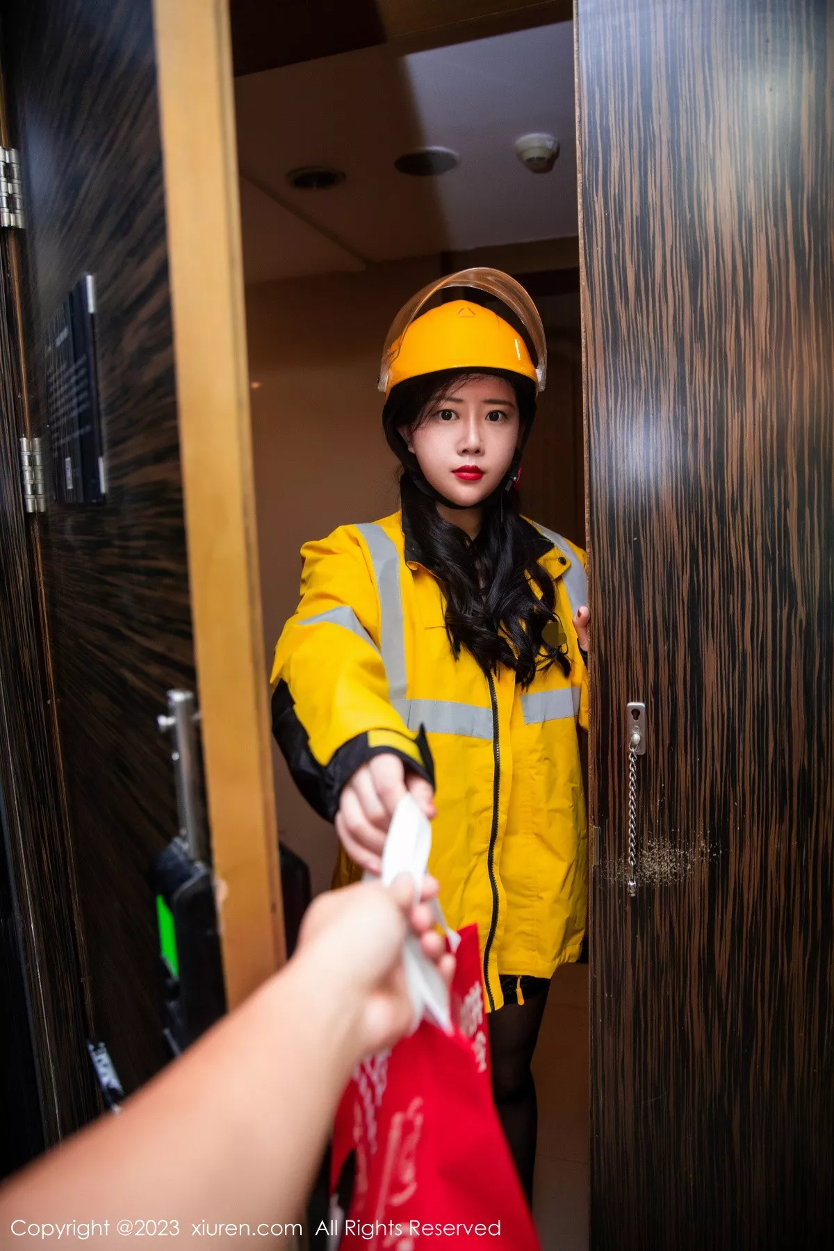 图片[19]-[XiuRen秀人网]第7093期王婉悠写真-秀人集