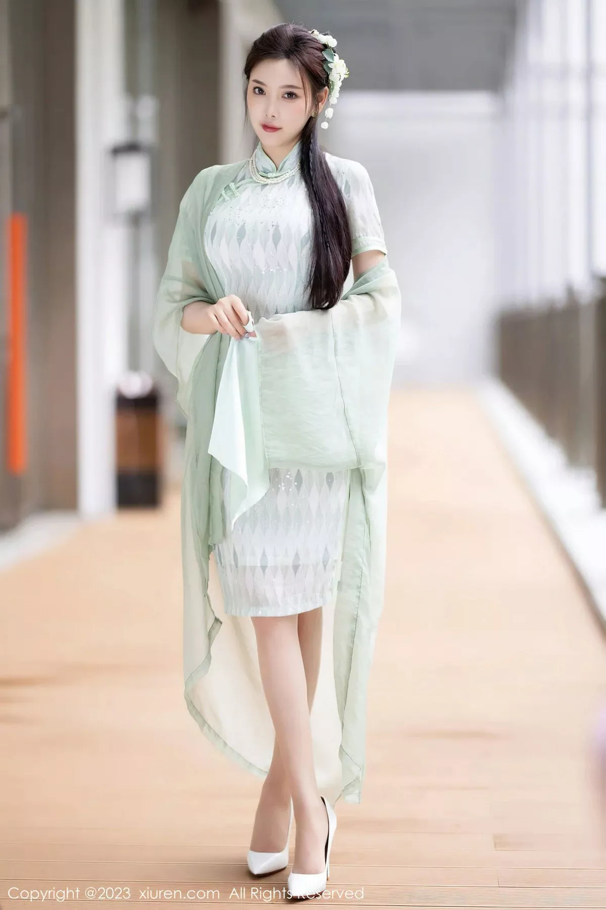 图片[2]-[XiuRen秀人网]第6983期杨晨晨写真-秀人集