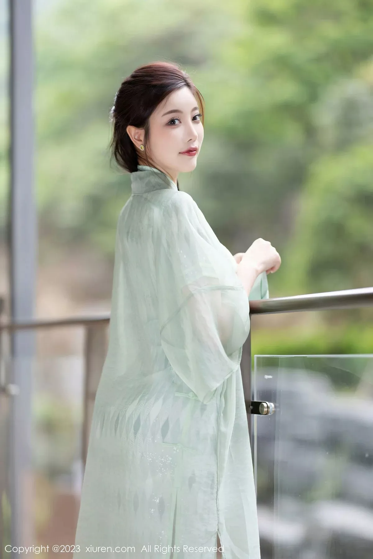 图片[3]-[XiuRen秀人网]第6983期杨晨晨写真-秀人集