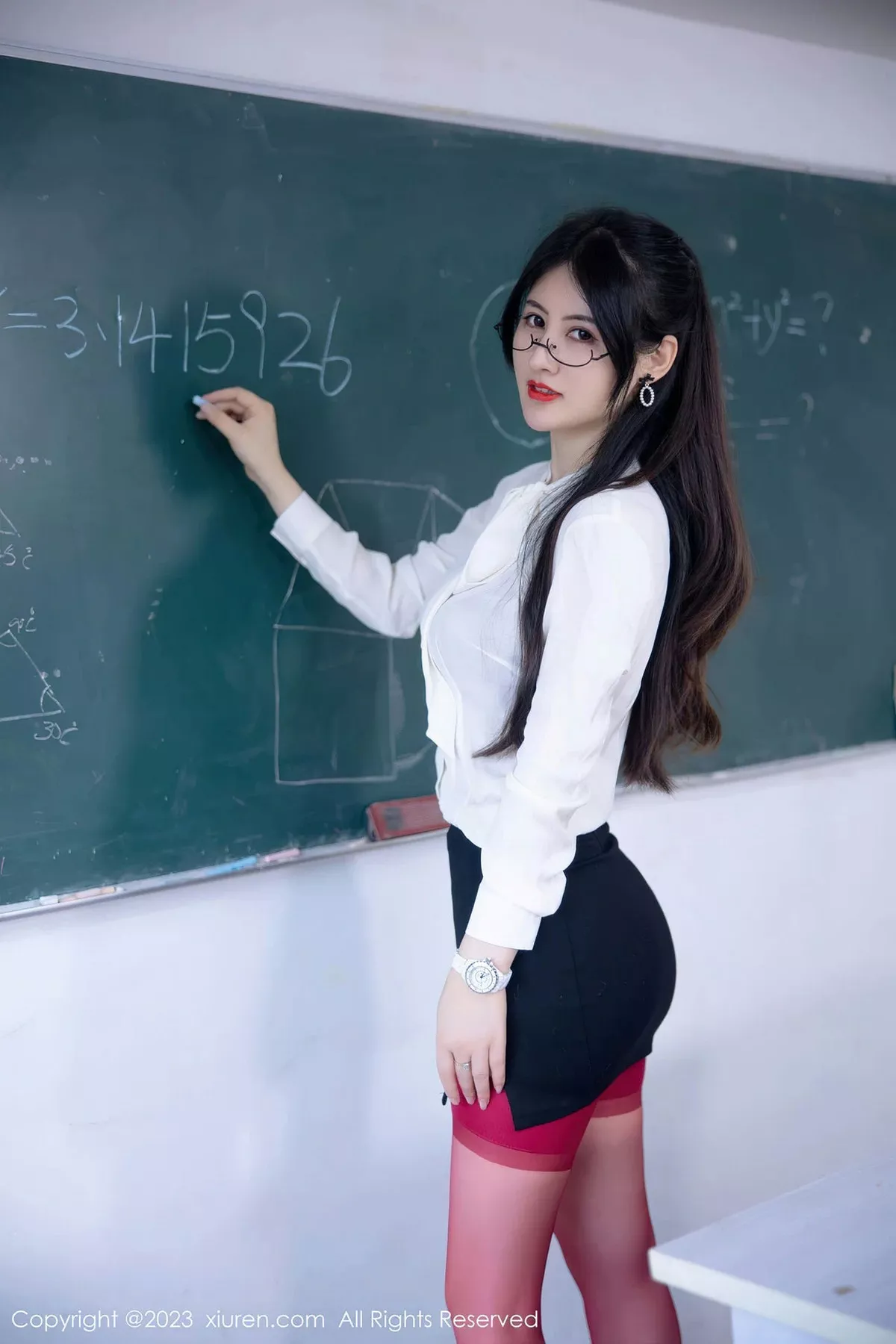 图片[4]-[XiuRen秀人网]第6980期诗诗写真-秀人集