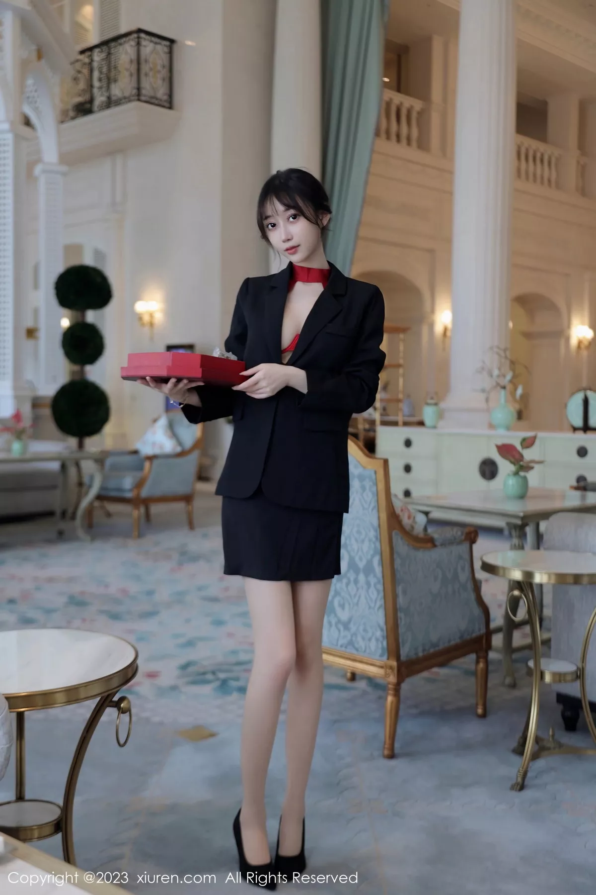 图片[2]-[XiuRen秀人网]第7102期玥儿玥写真-秀人集