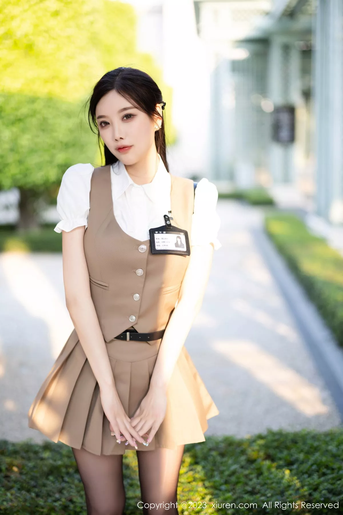 图片[5]-[XiuRen秀人网]第7202期杨晨晨写真-秀人集