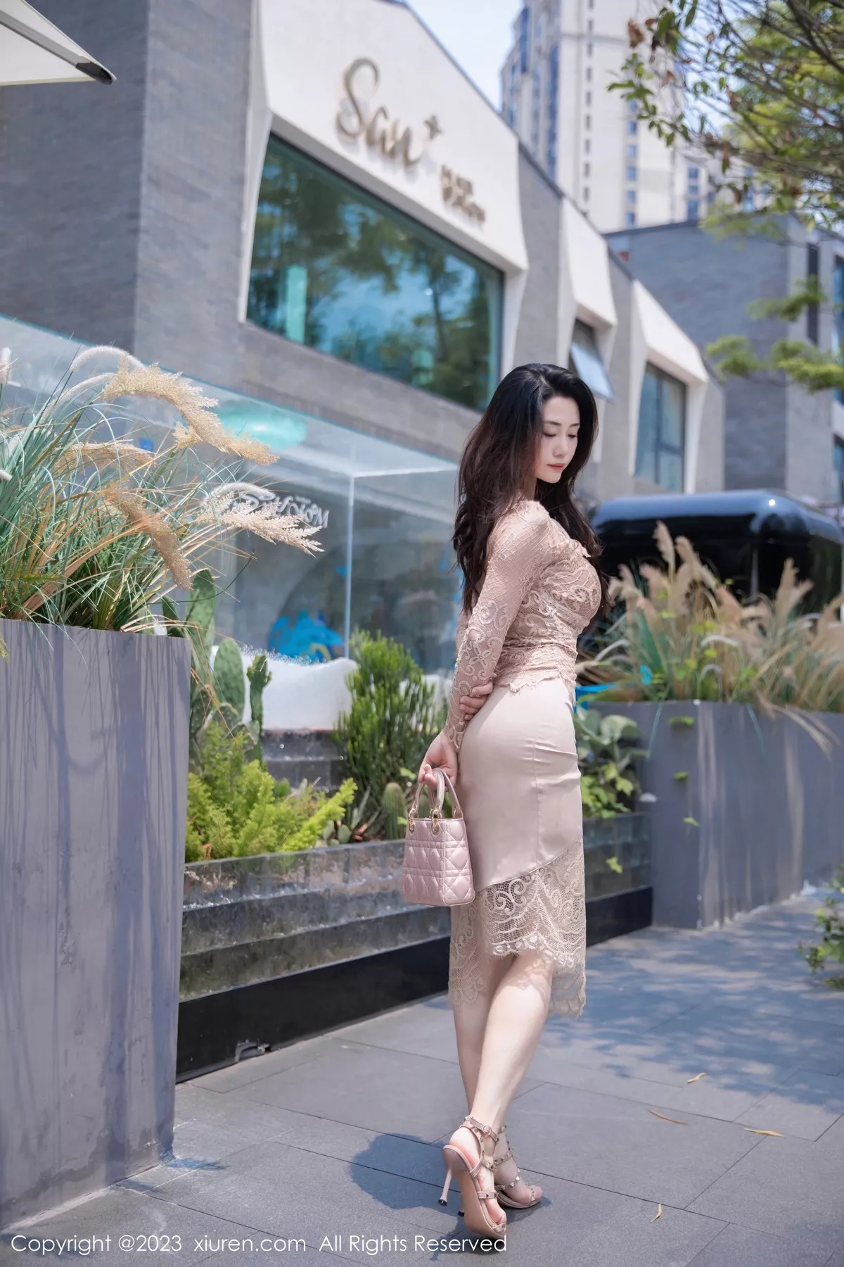 图片[9]-[XiuRen秀人网]第7216期严利娅写真-秀人集