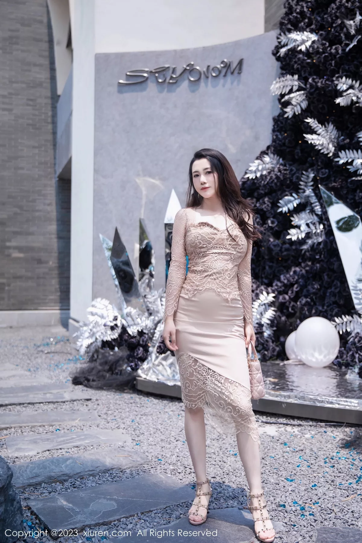 图片[8]-[XiuRen秀人网]第7216期严利娅写真-秀人集