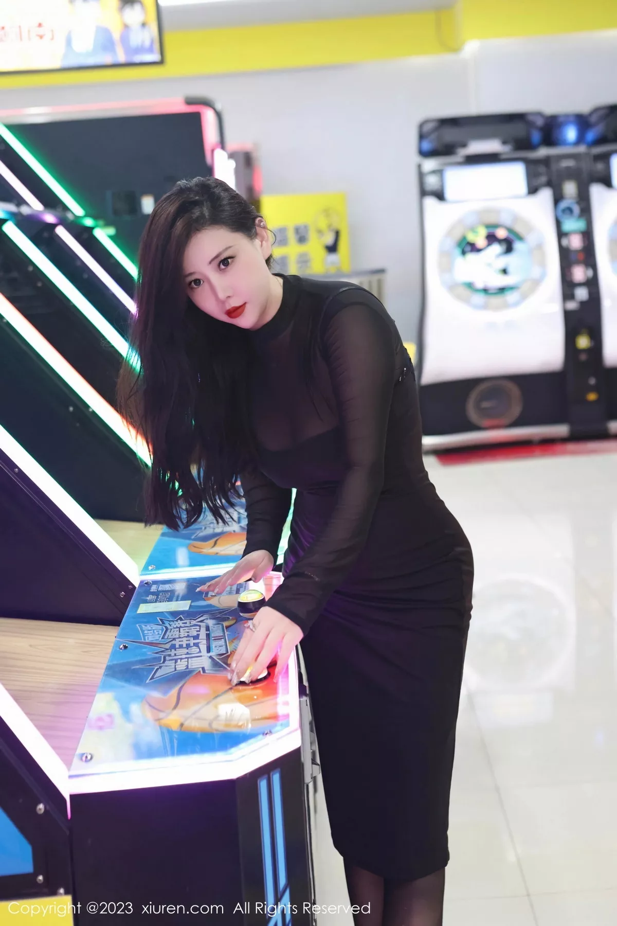 图片[2]-[XiuRen秀人网]第7230期王婉悠写真-秀人集