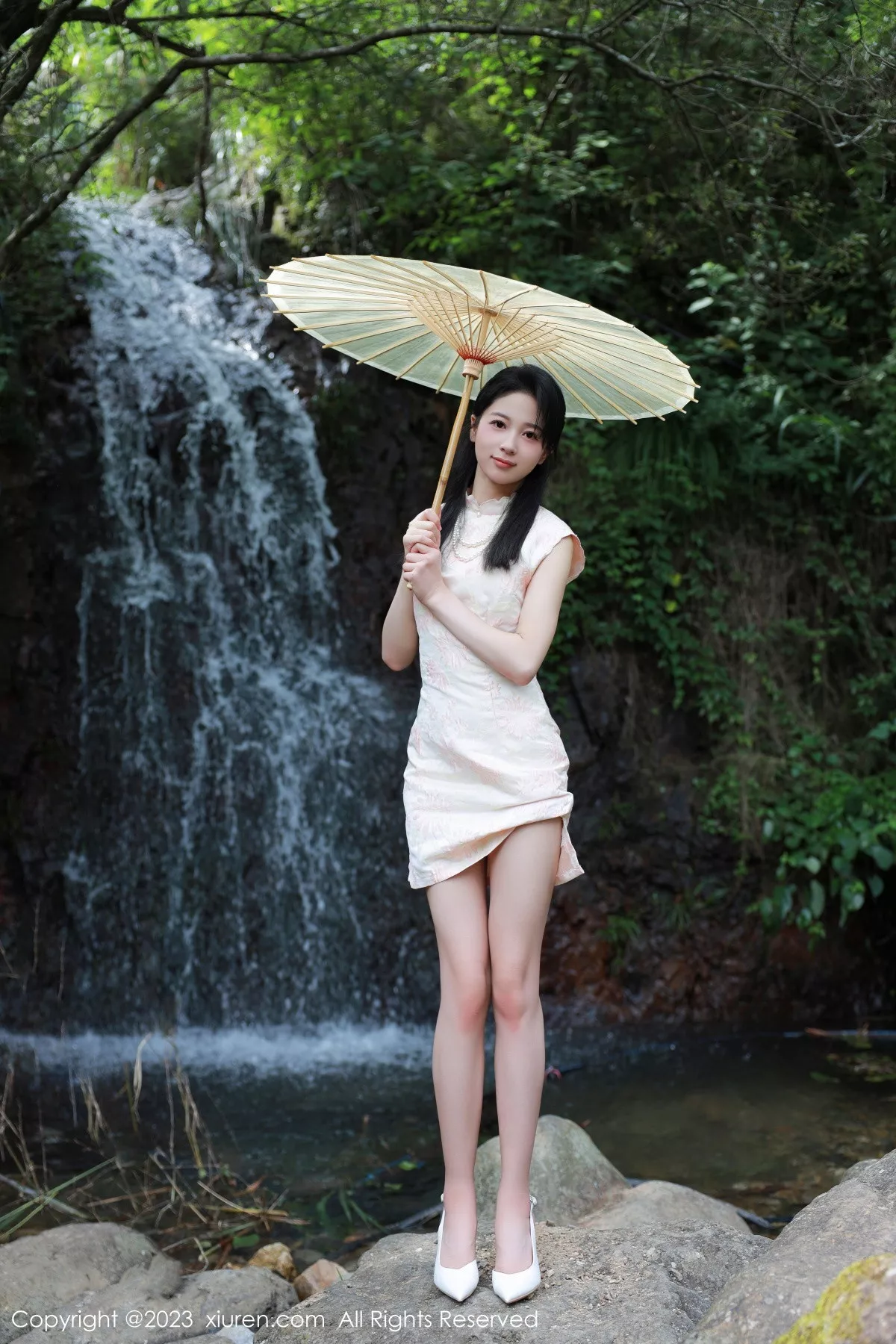 [XiuRen秀人网]第7234期糖豆写真-秀人集