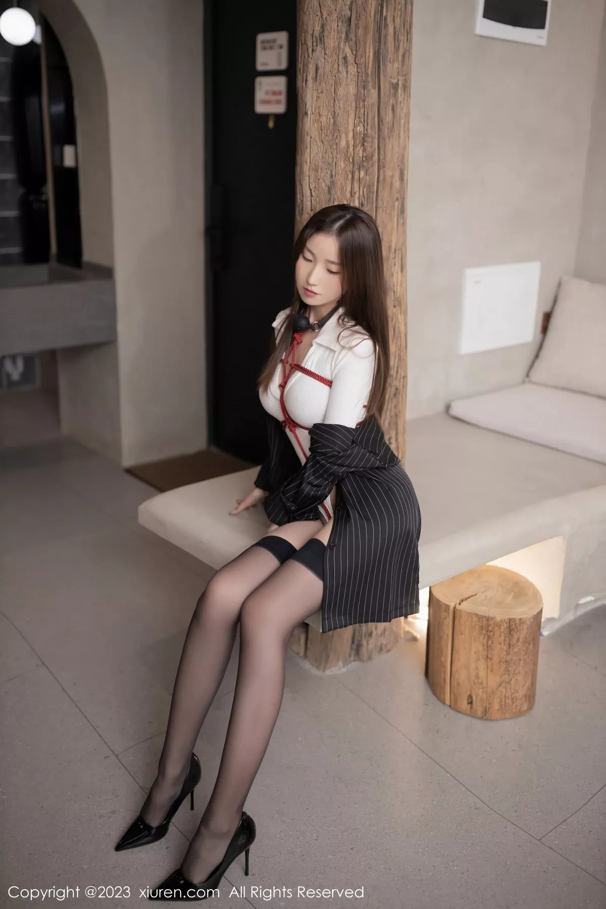 图片[13]-[XiuRen秀人网]第7141期杏子写真-秀人集