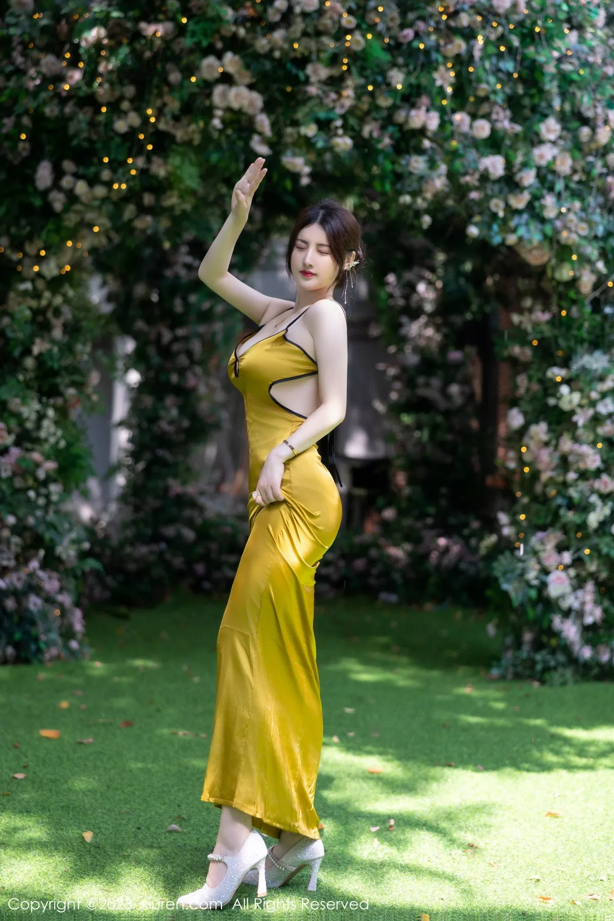 图片[41]-[XiuRen秀人网]第7302期诗诗写真-秀人集