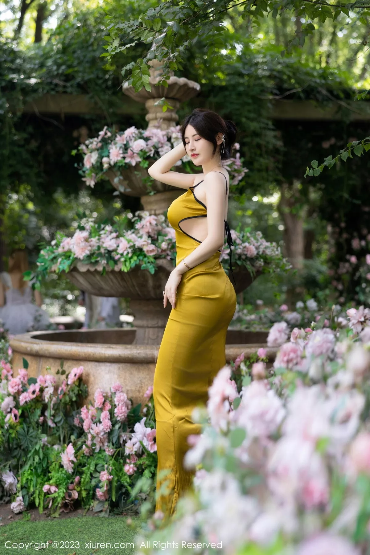 图片[27]-[XiuRen秀人网]第7302期诗诗写真-秀人集