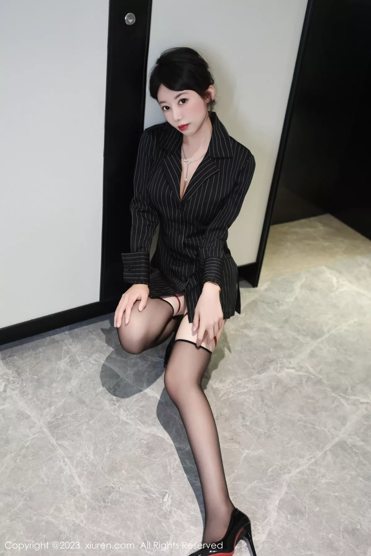 图片[4]-[XiuRen秀人网]第7384期白笑笑写真-秀人集