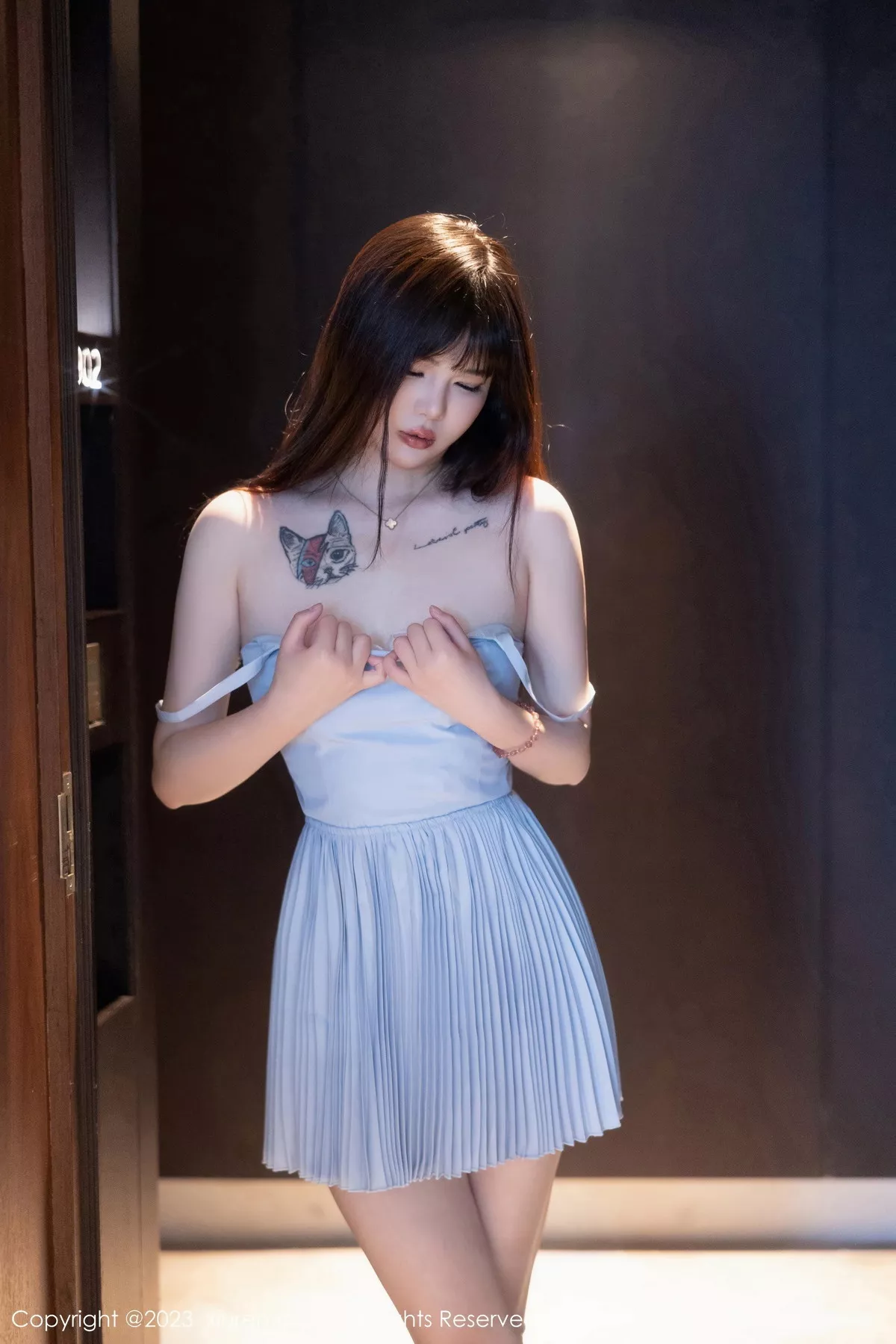 图片[12]-[XiuRen秀人网]第7266期薇薇写真-秀人集