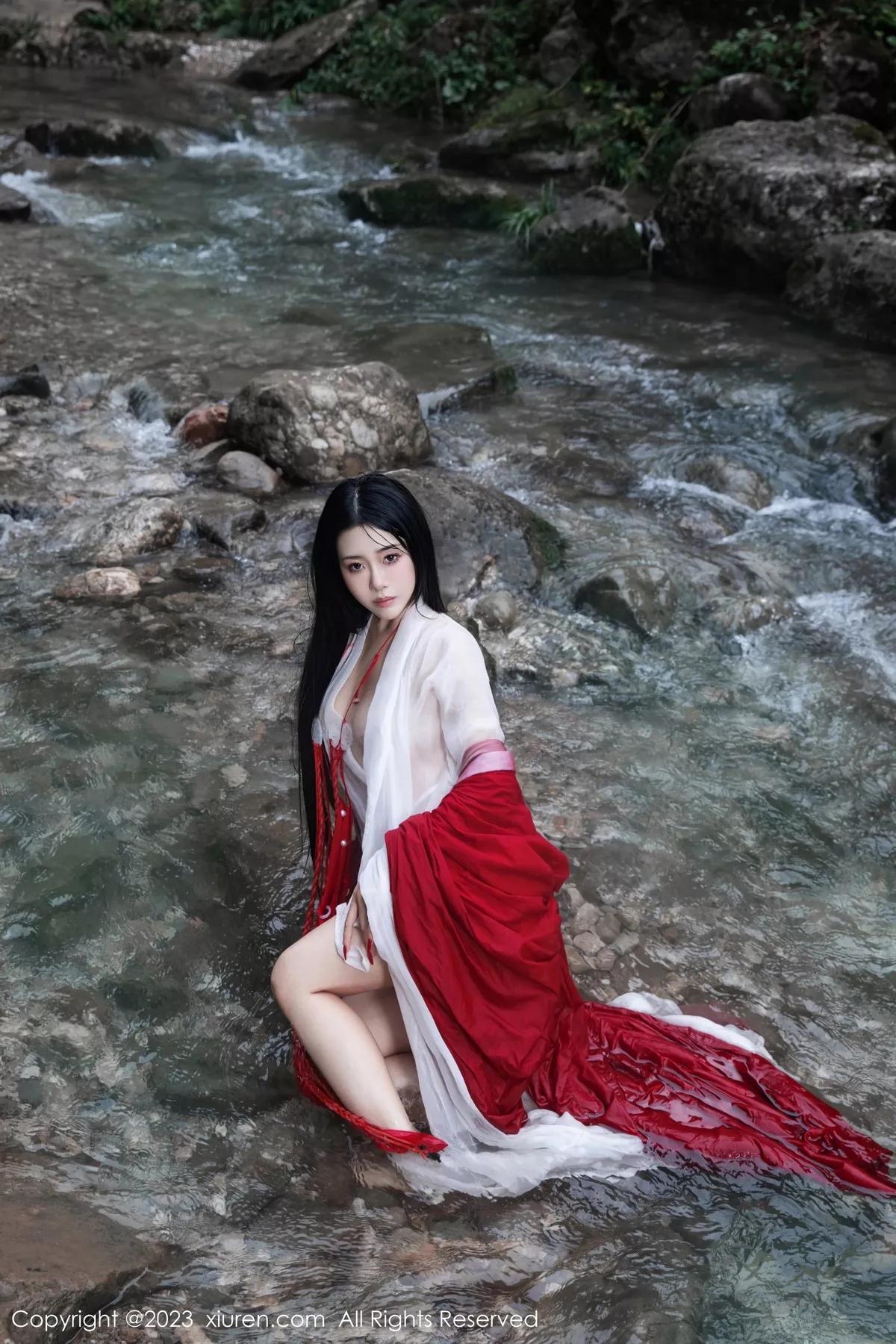 图片[38]-[XiuRen秀人网]第7295期严利娅写真-秀人集